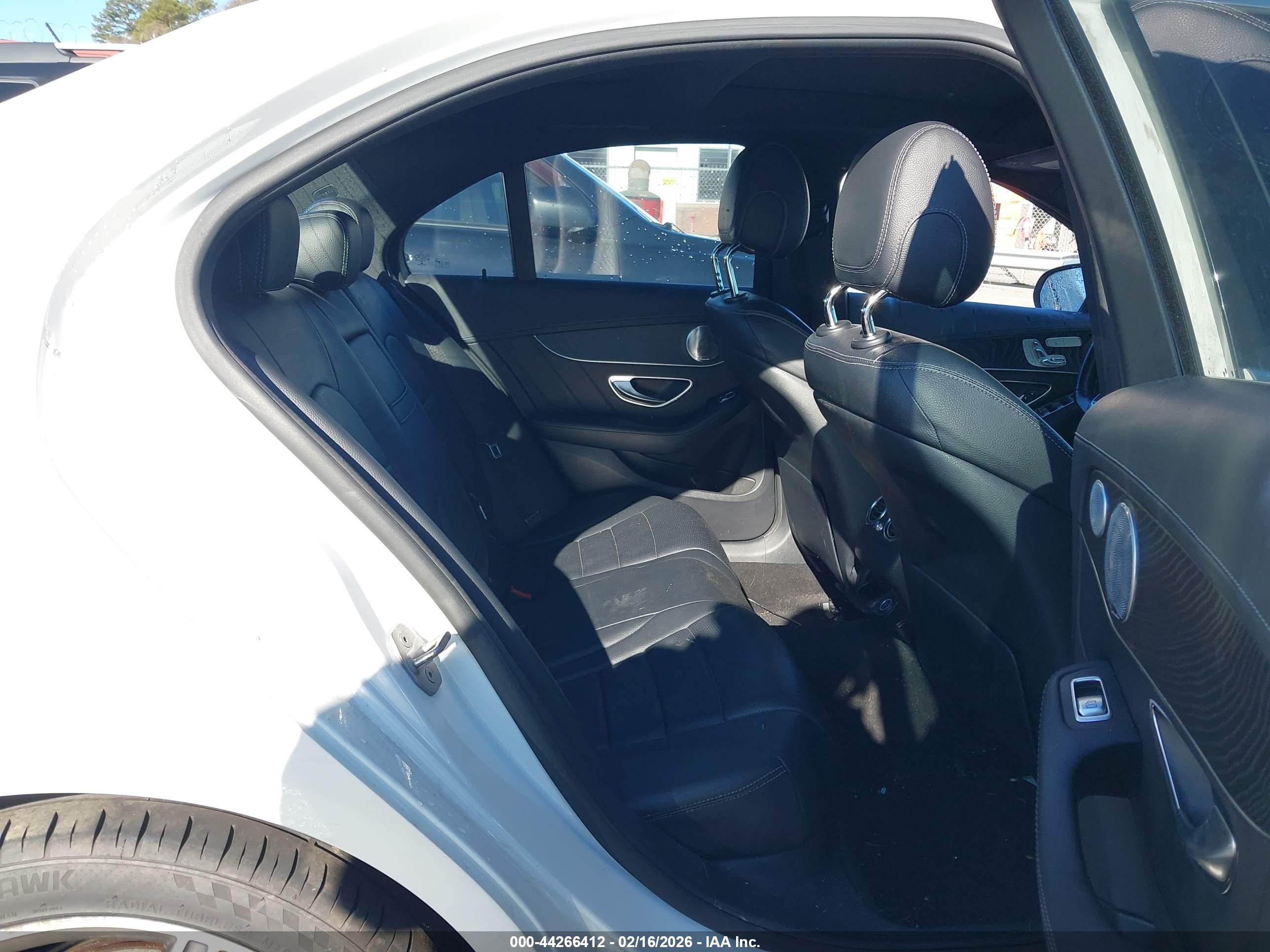 MERCEDES-BENZ C image 8