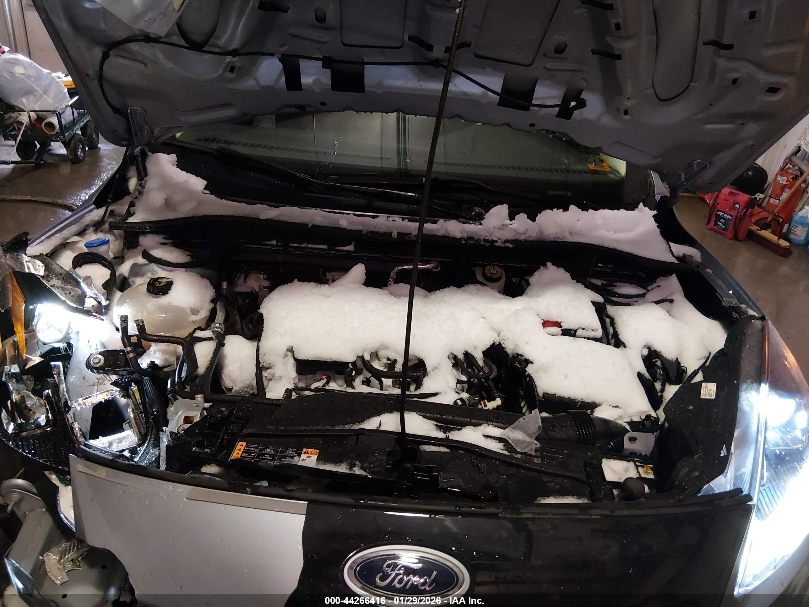 FORD ESCAPE image 10