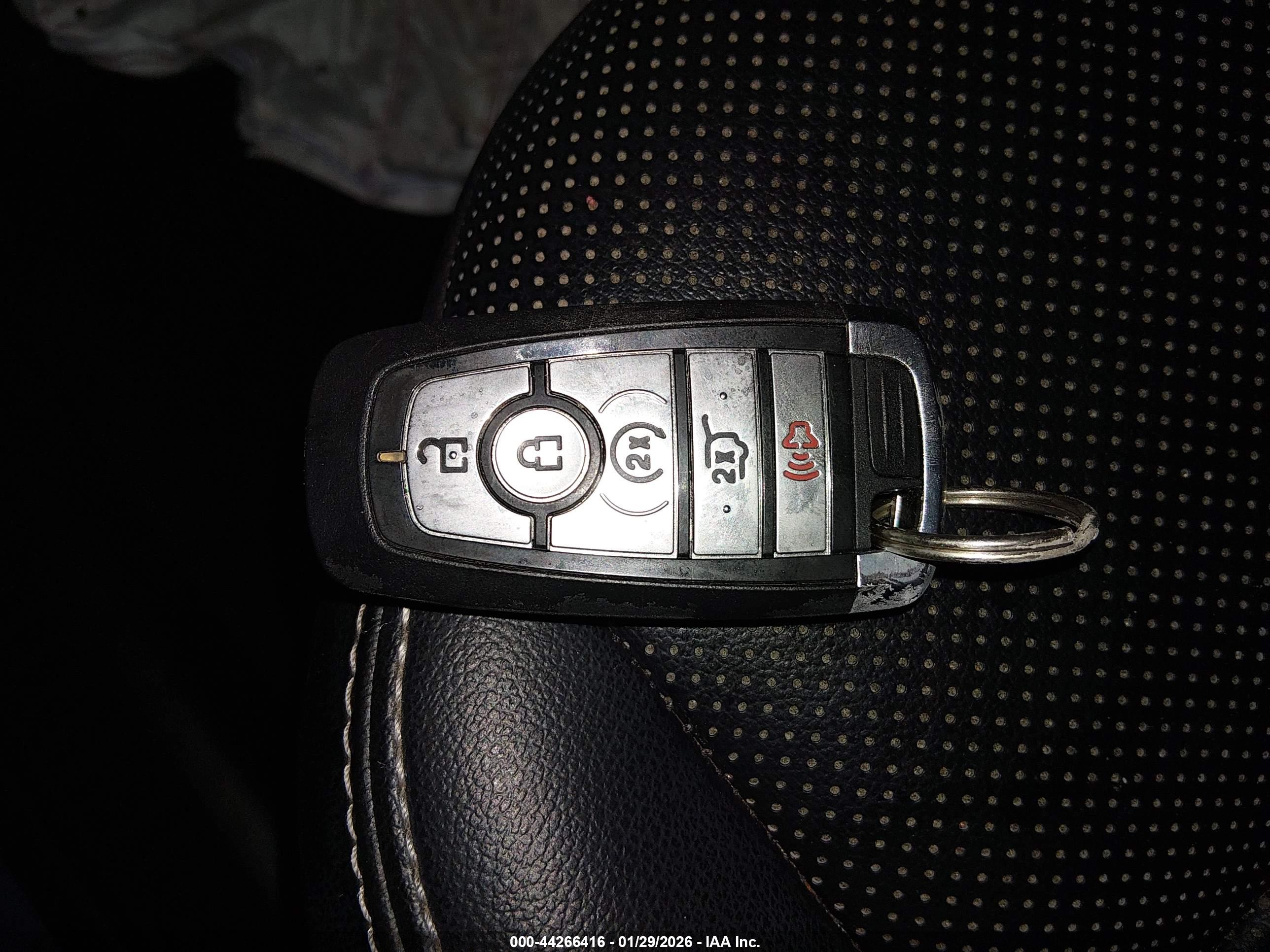 FORD ESCAPE image 11