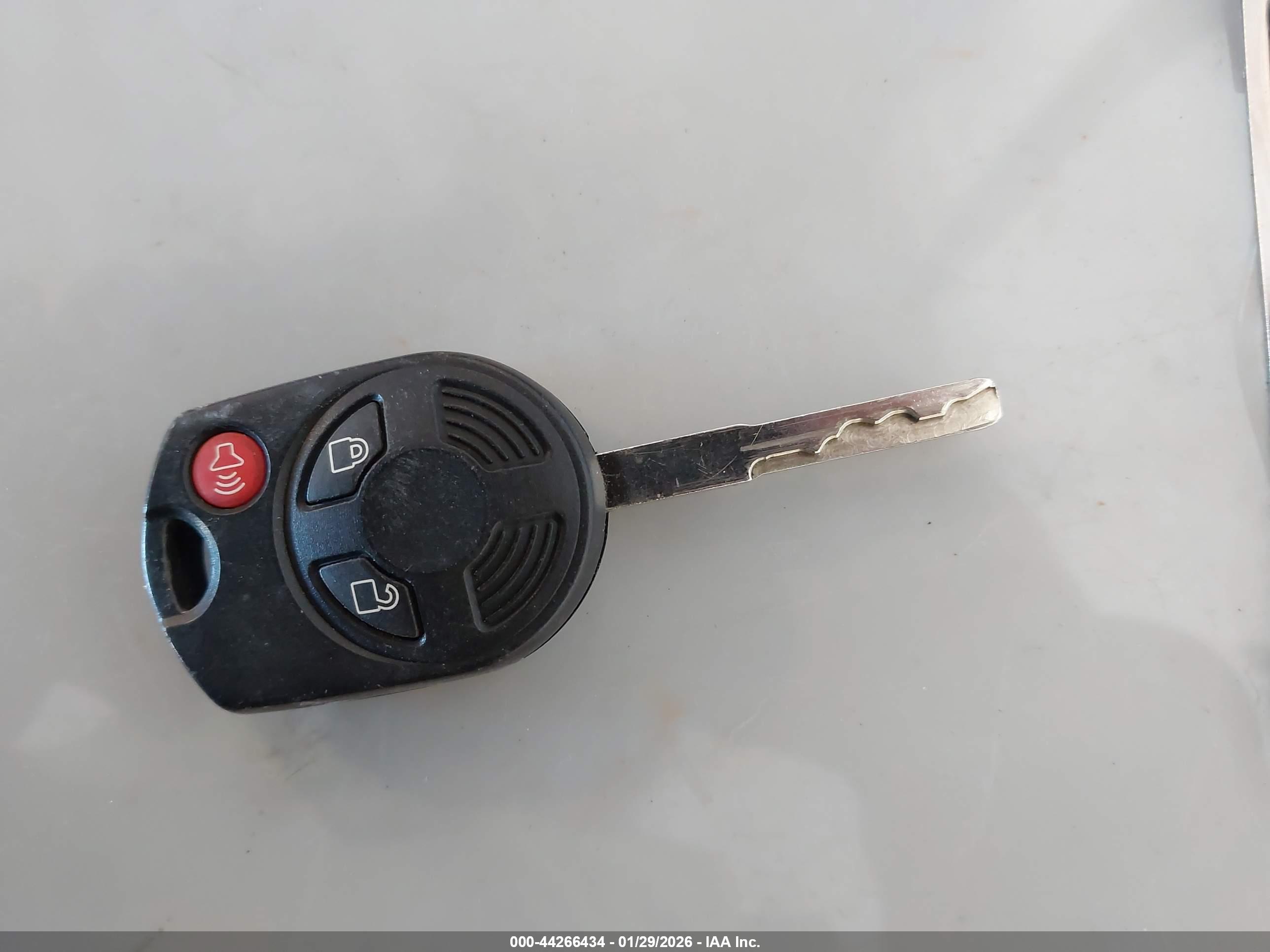FORD ESCAPE image 11