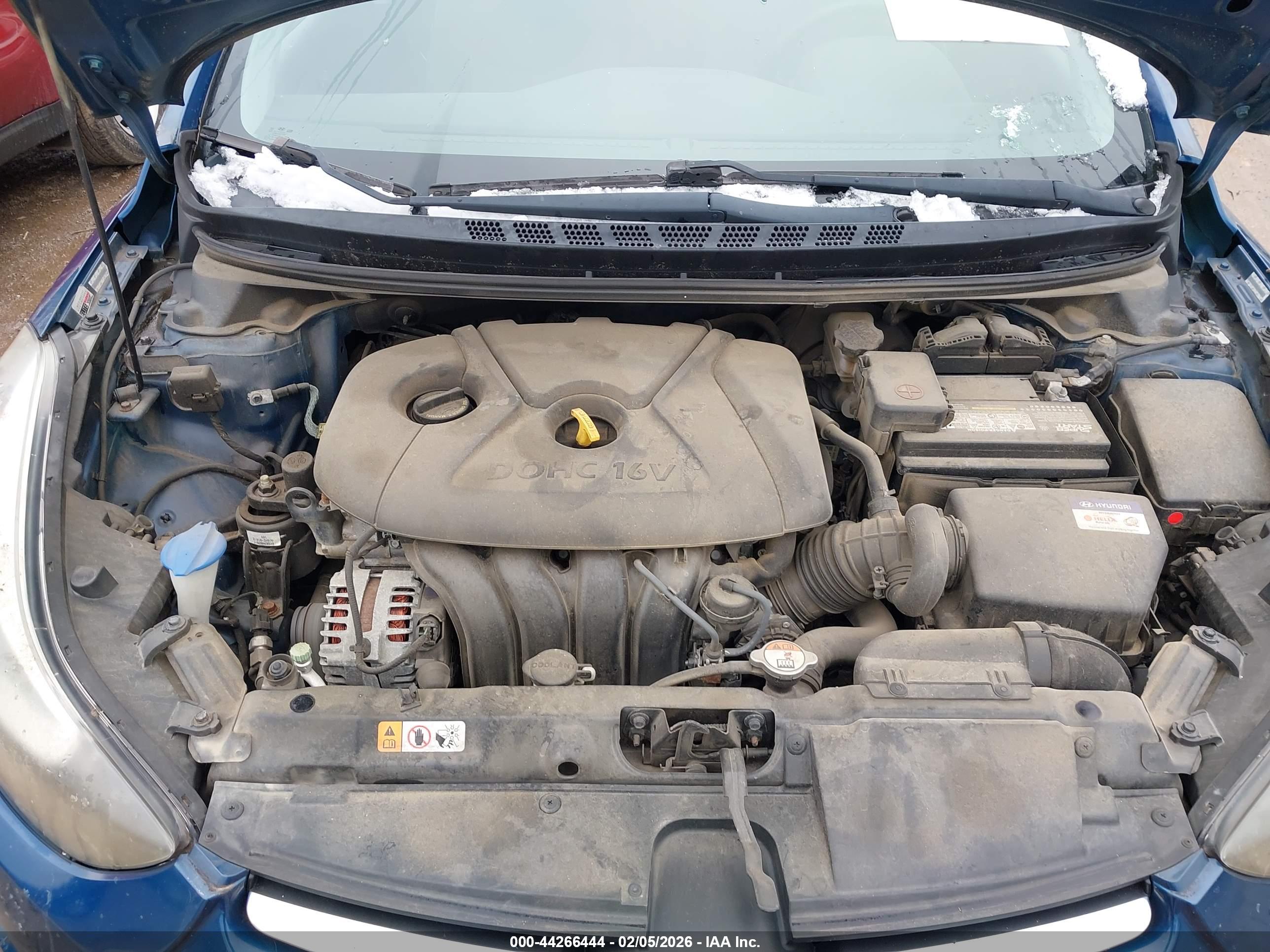 HYUNDAI ELANTRA image 10