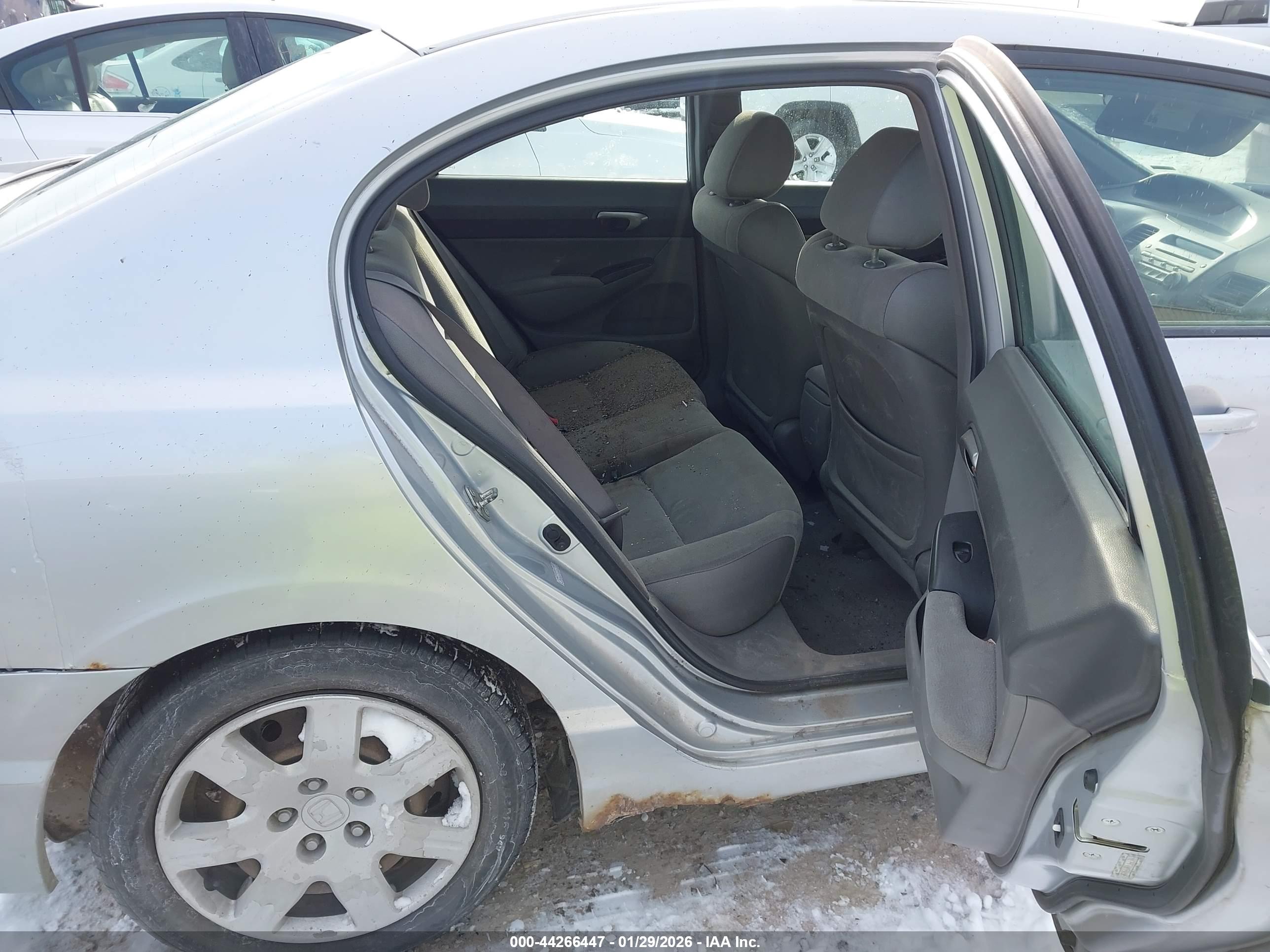 HONDA CIVIC image 8