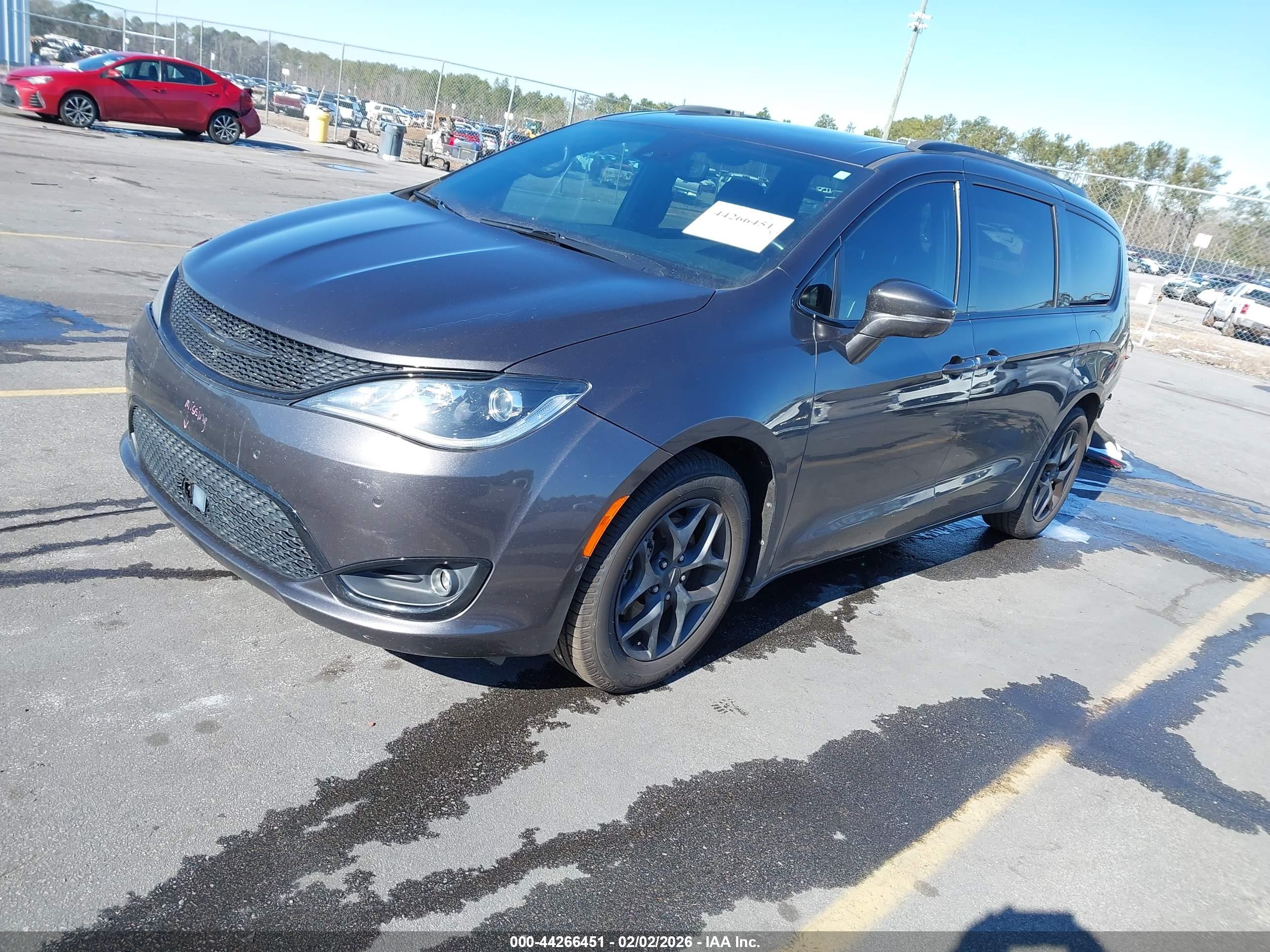 CHRYSLER PACIFICA image 2