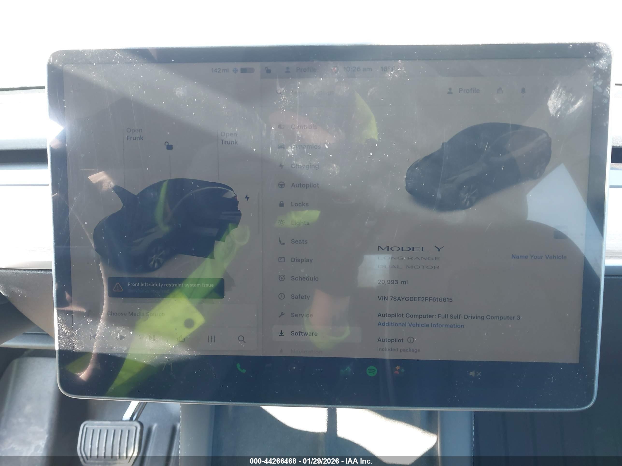TESLA MODEL image 7