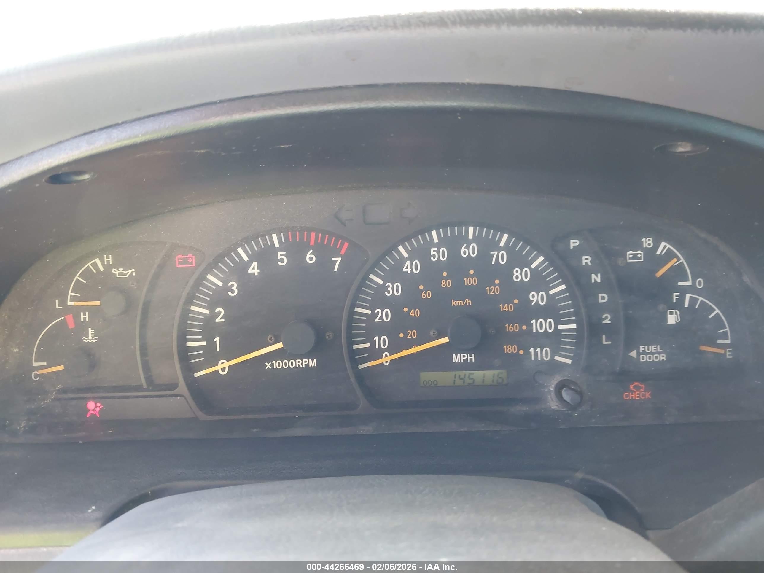 TOYOTA TUNDRA image 7