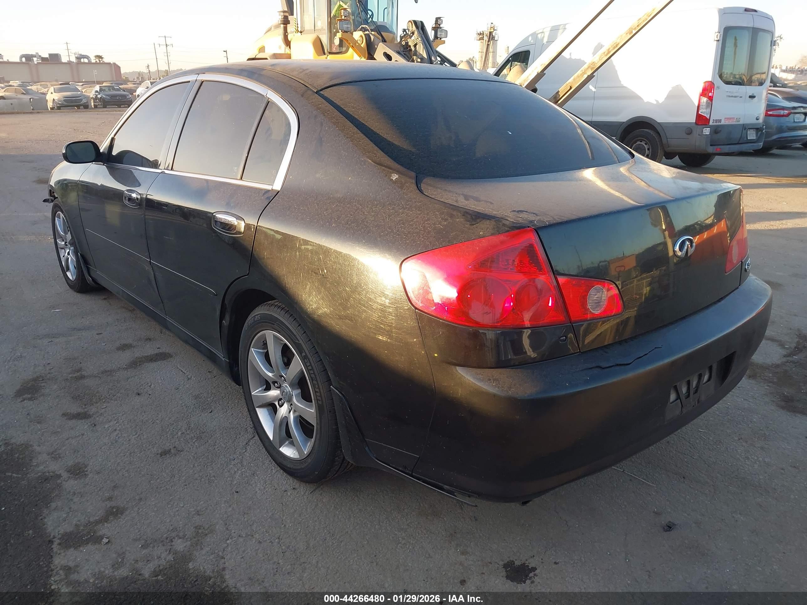 INFINITI G35 image 3