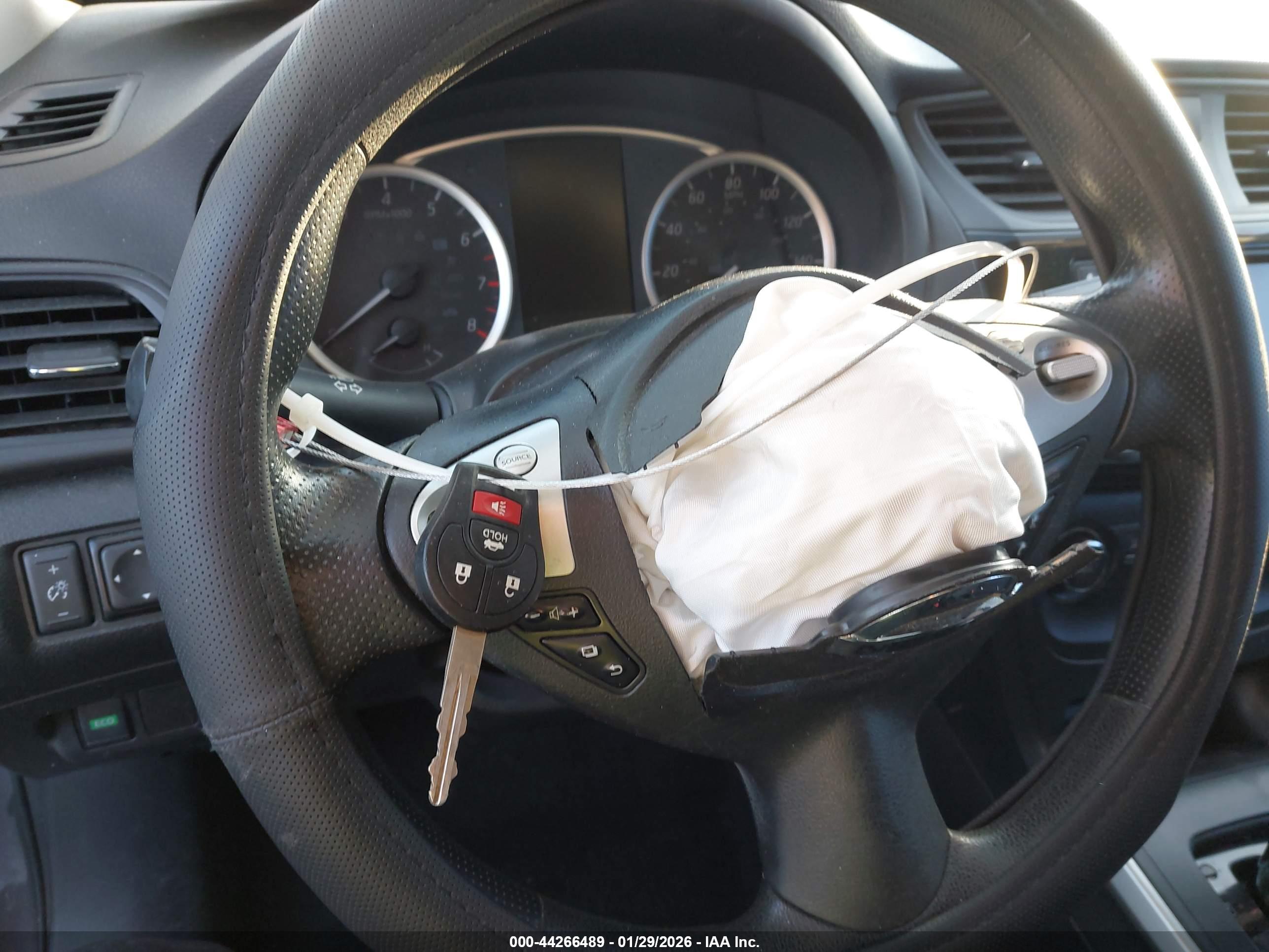 NISSAN SENTRA image 11