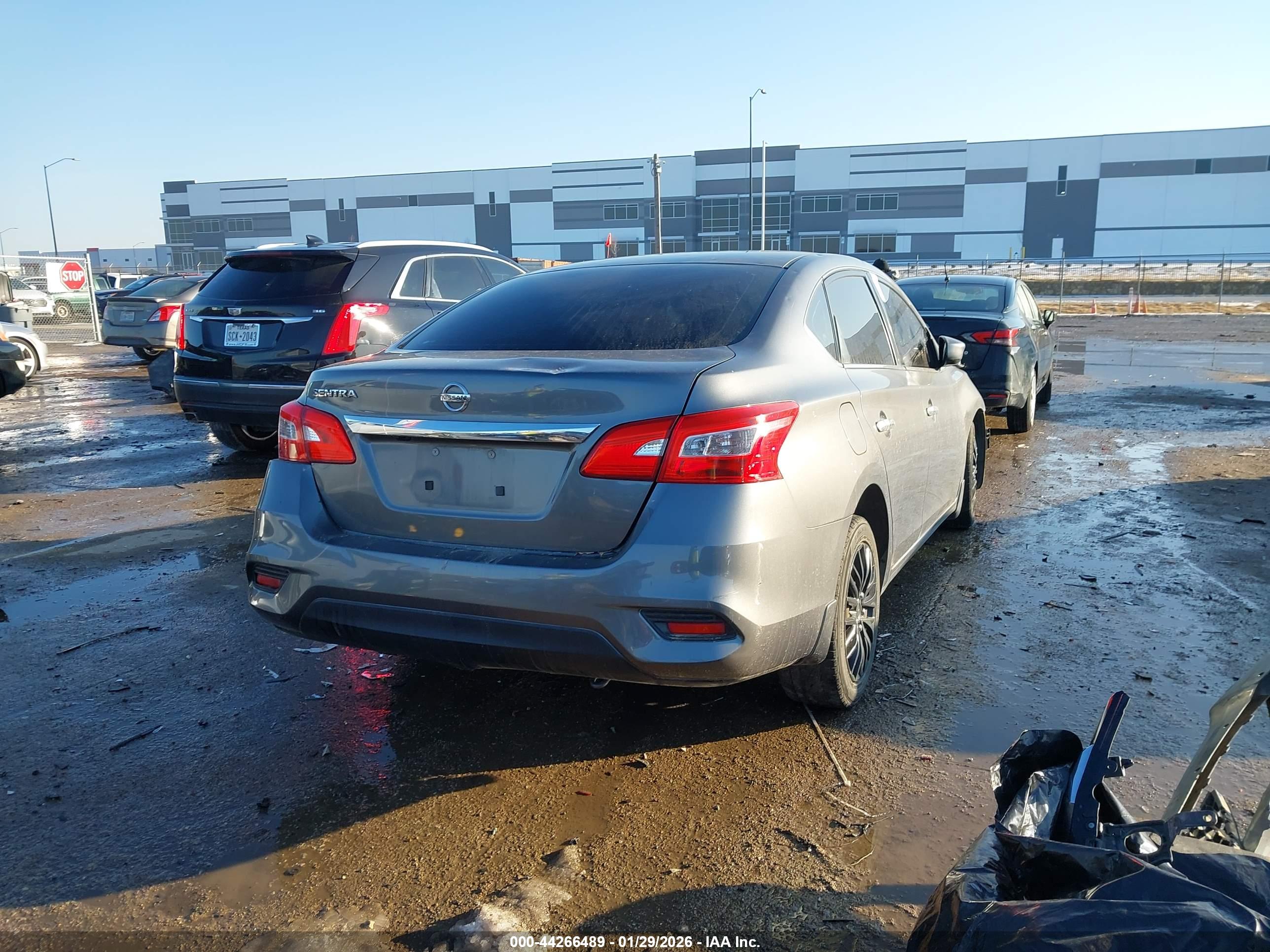 NISSAN SENTRA image 4