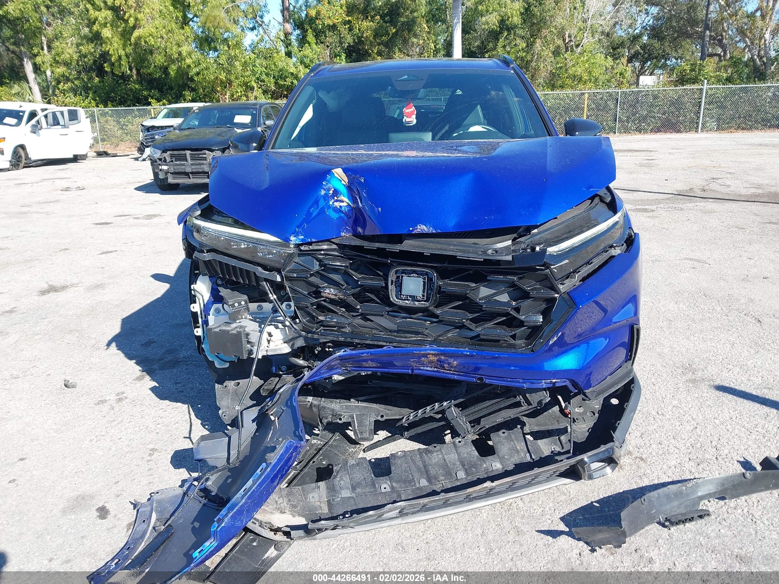 HONDA CR-V image 6