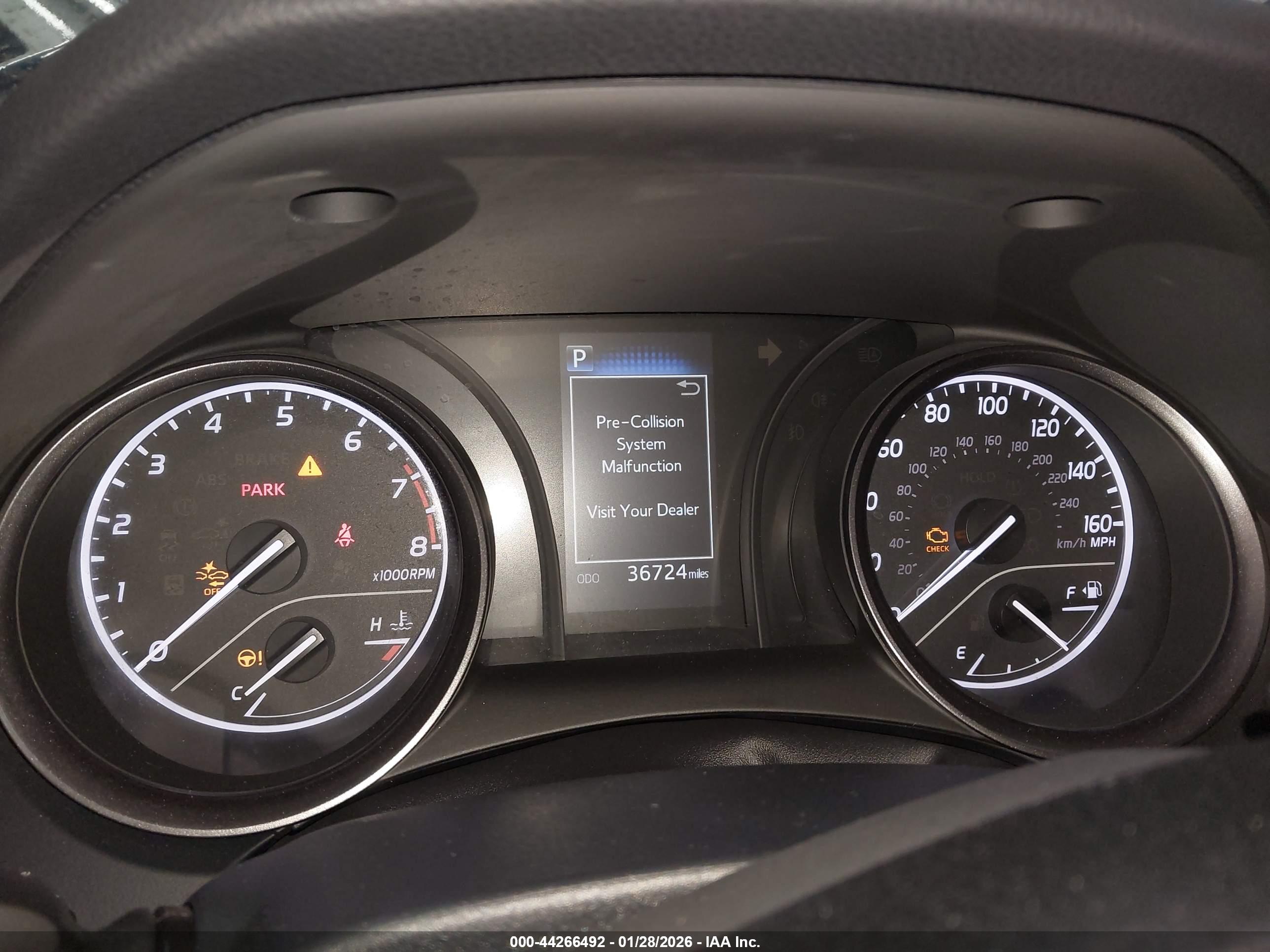 TOYOTA CAMRY image 7