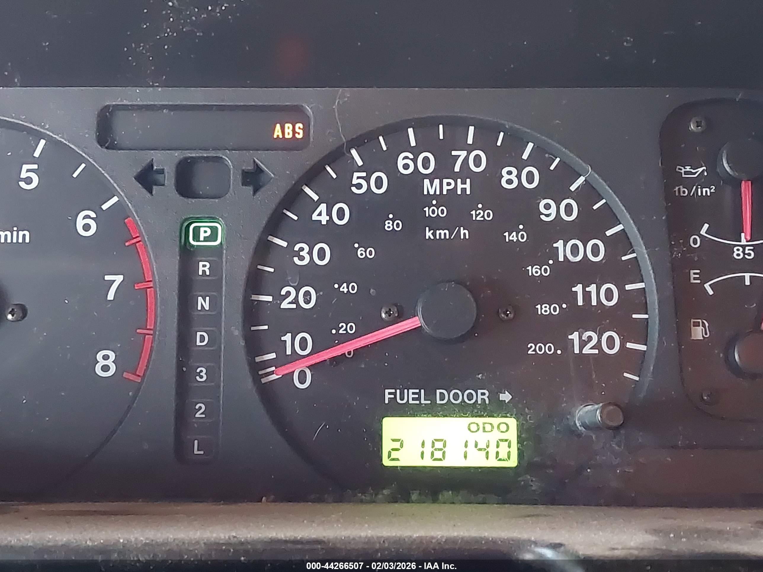 ISUZU TROOPER image 7