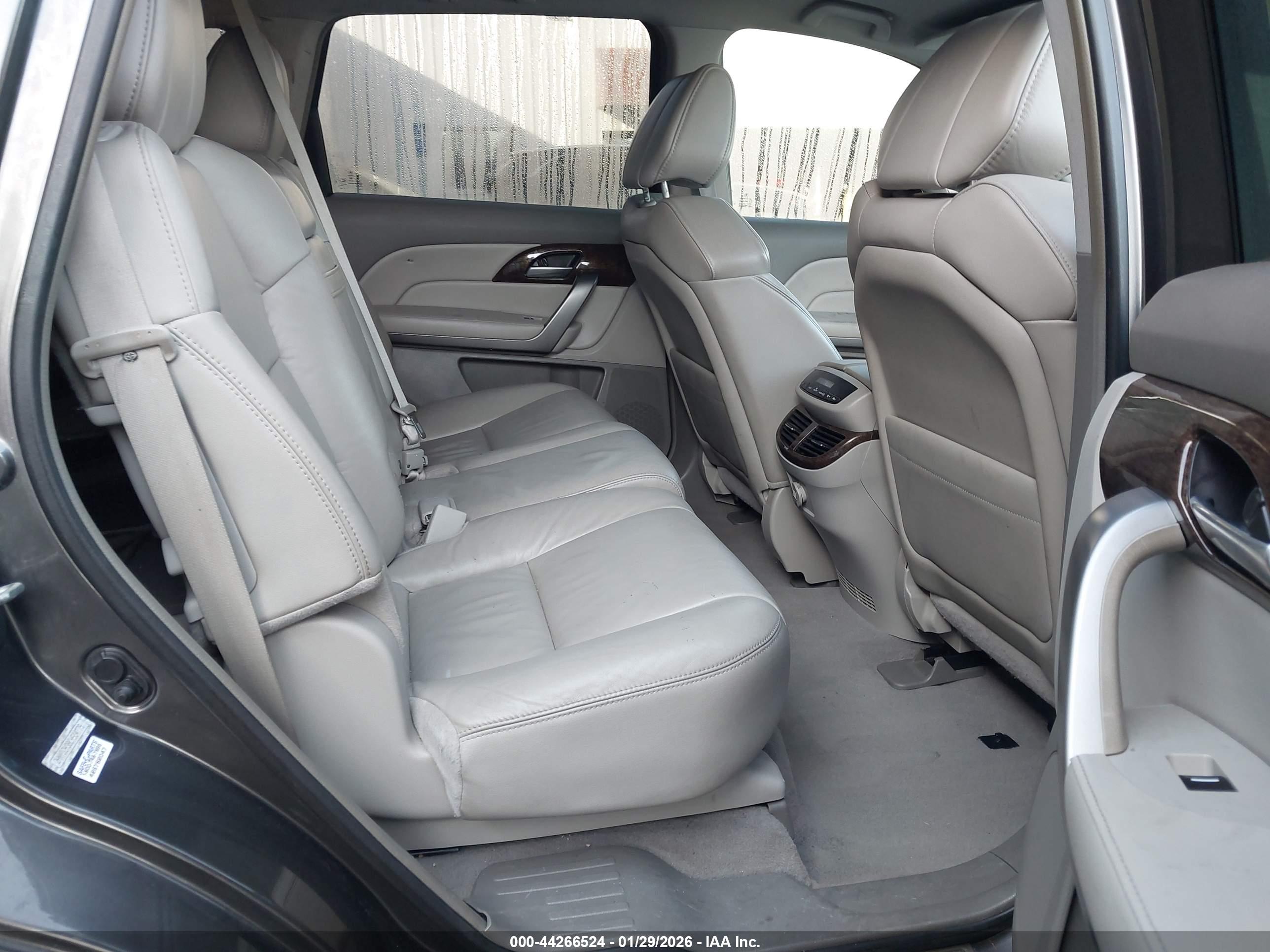 ACURA MDX image 8
