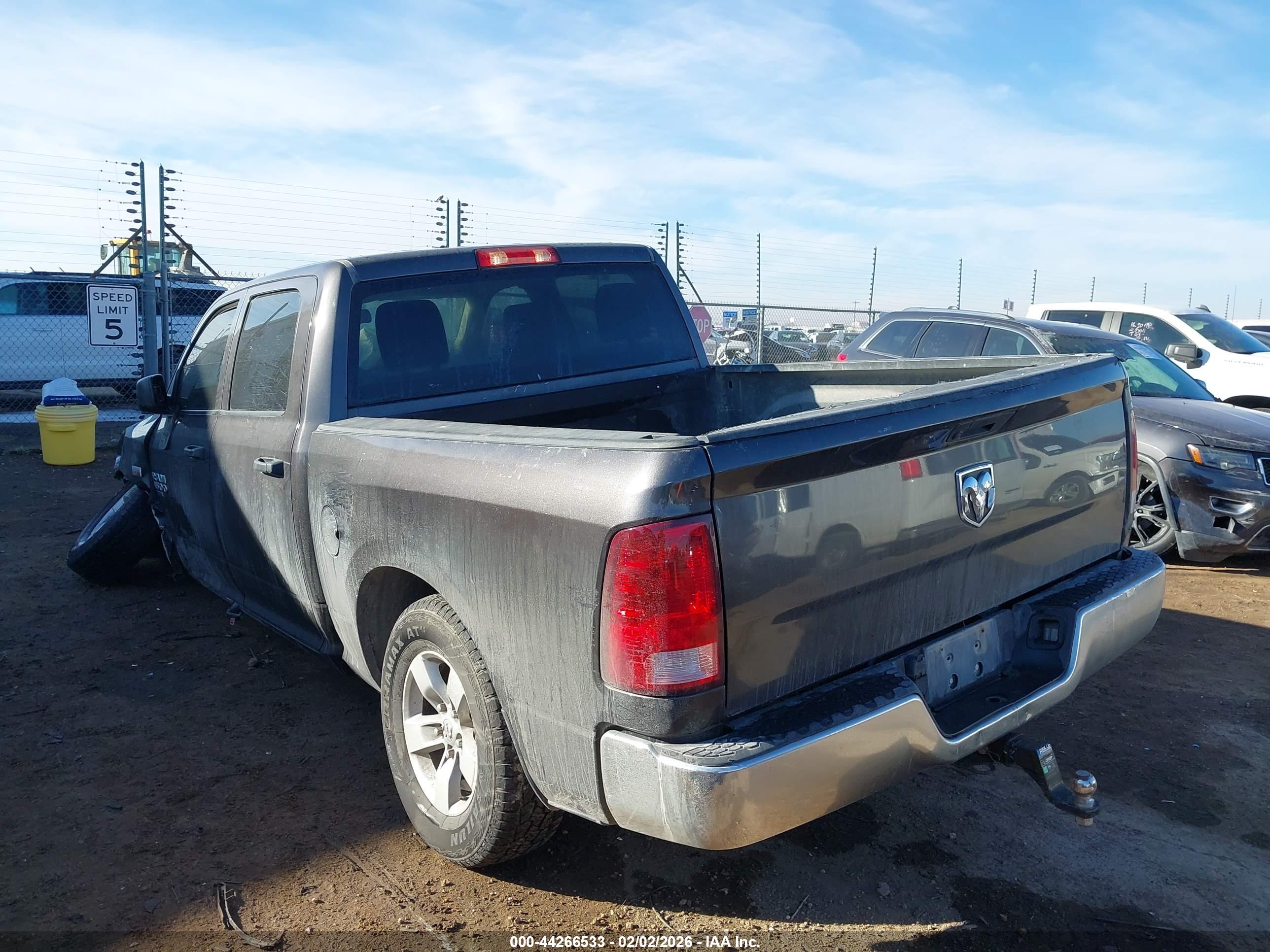 RAM 1500 image 3