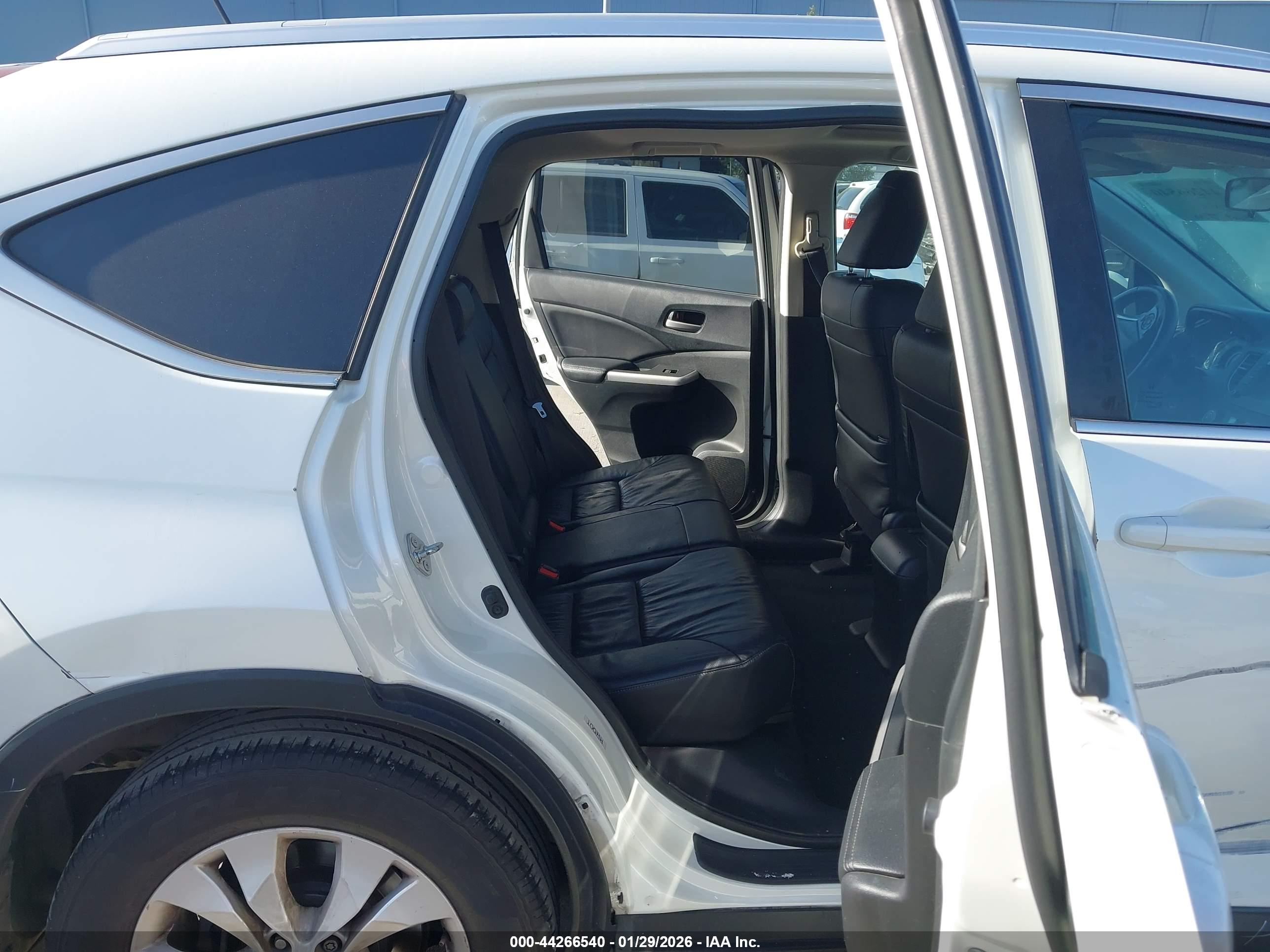 HONDA CR-V image 8