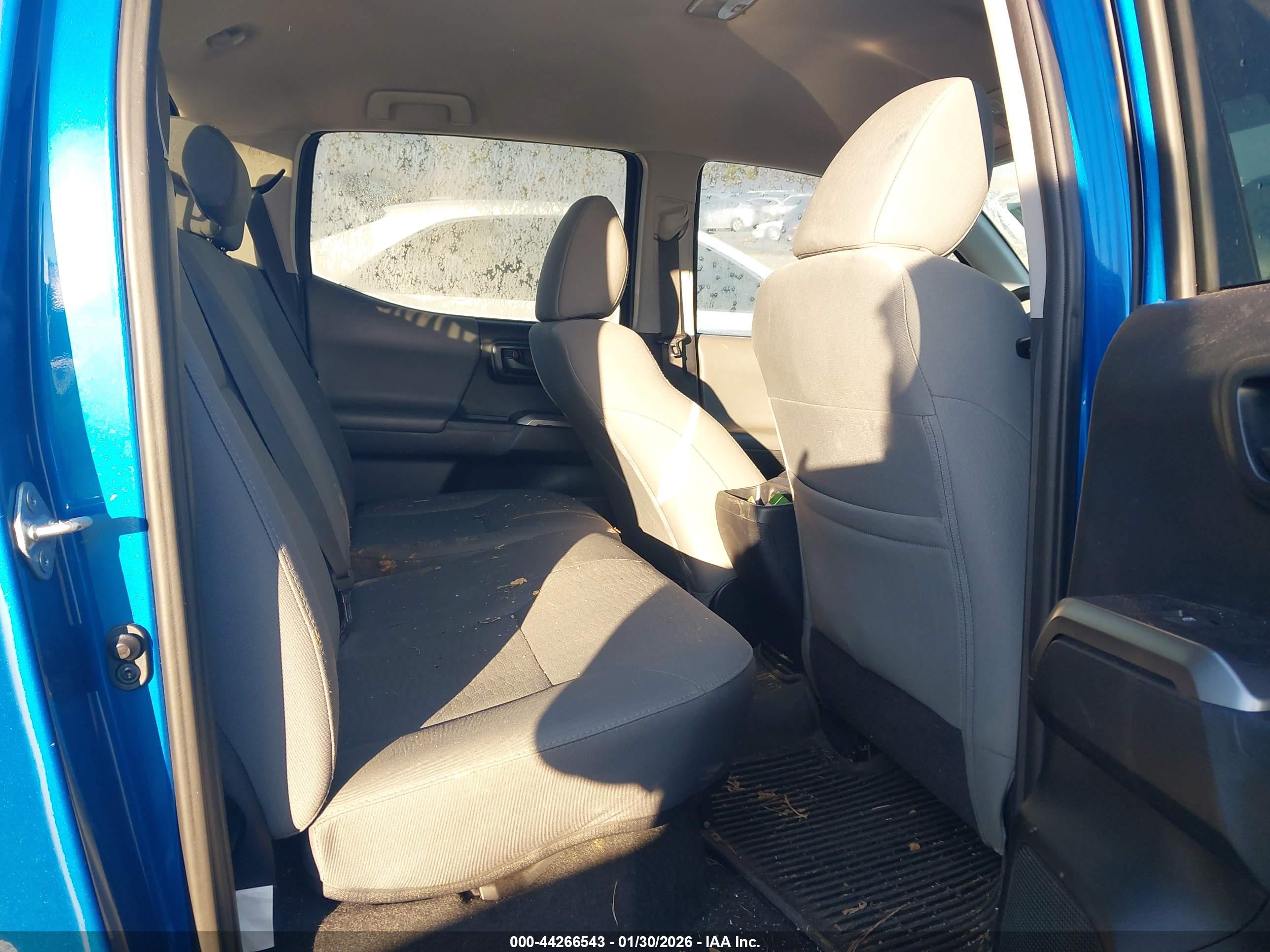 TOYOTA TACOMA image 8