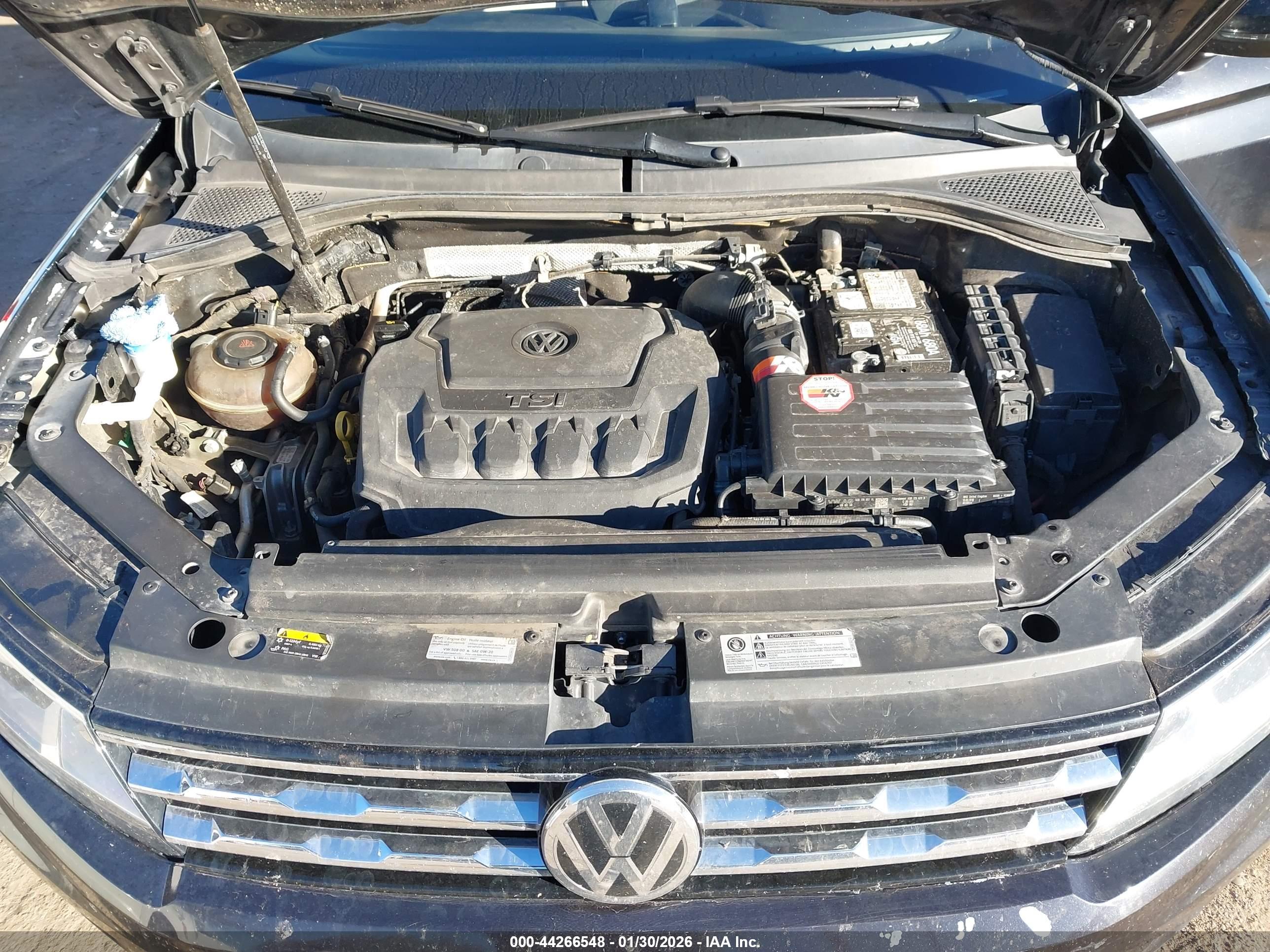 VOLKSWAGEN TIGUAN image 10
