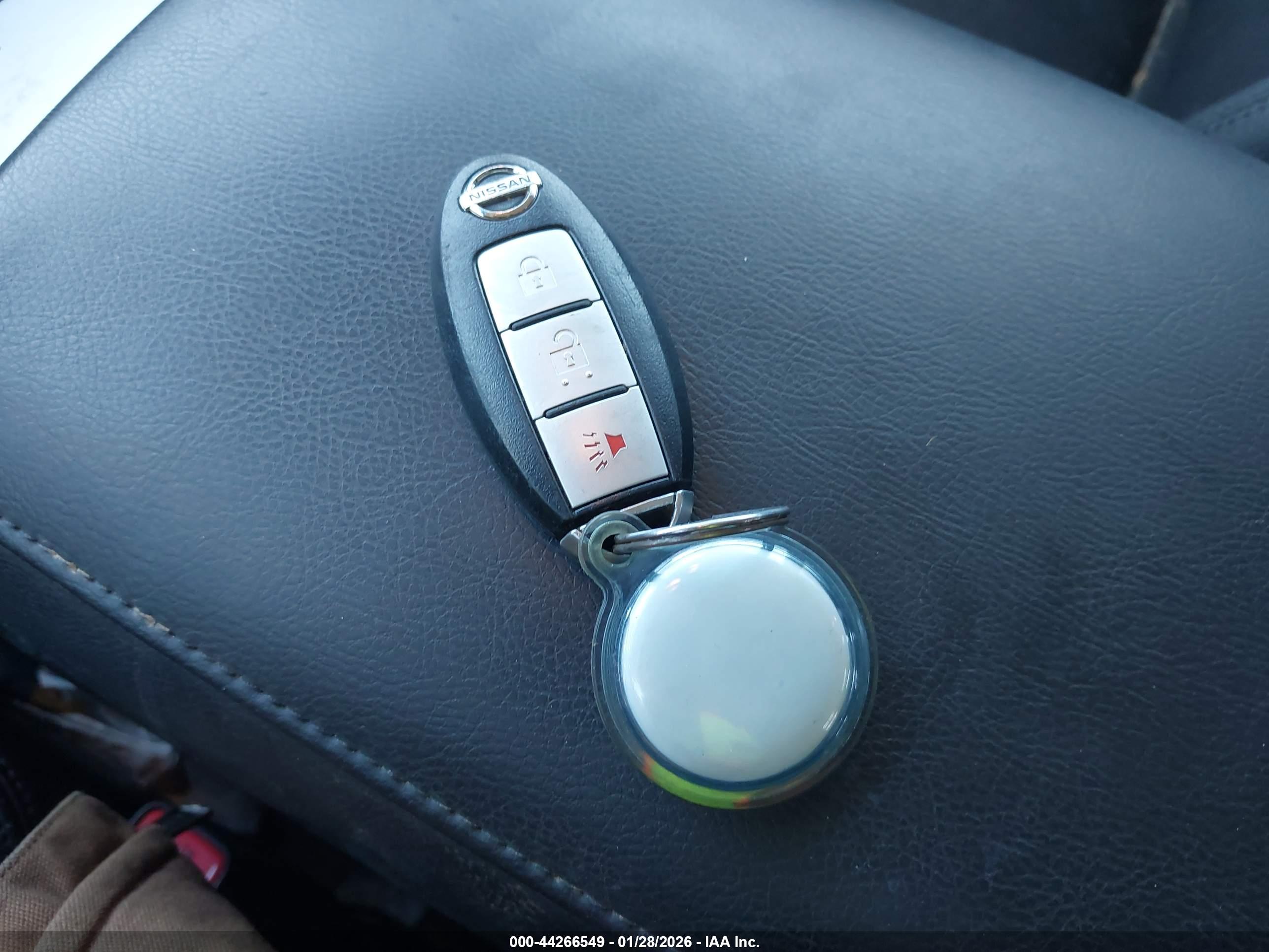 NISSAN MURANO image 11