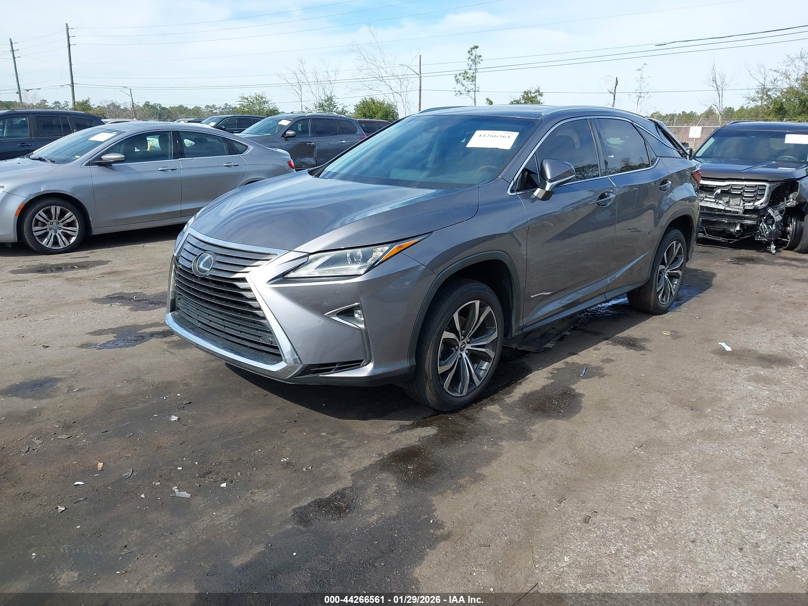 LEXUS RX image 2