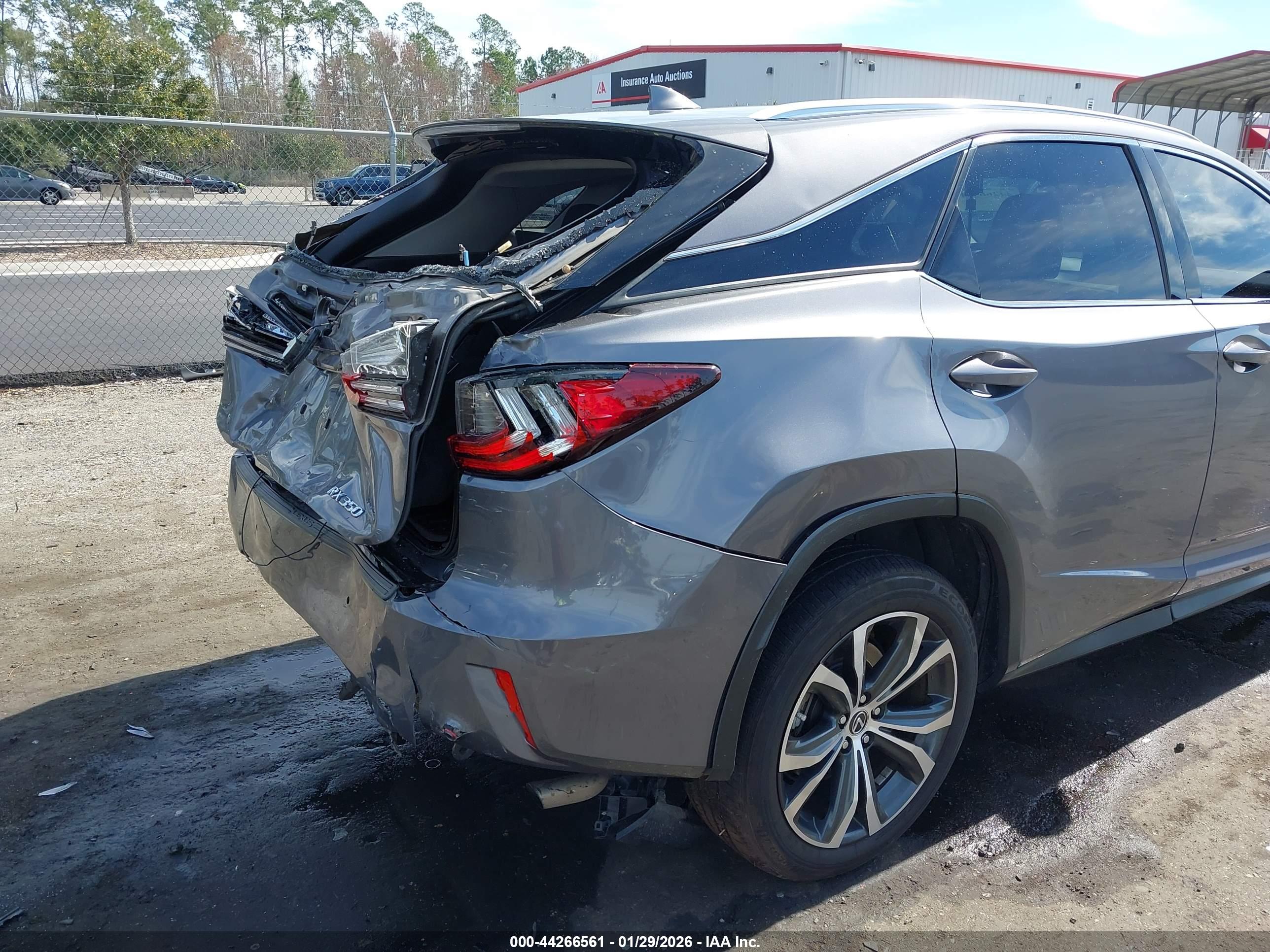 LEXUS RX image 6