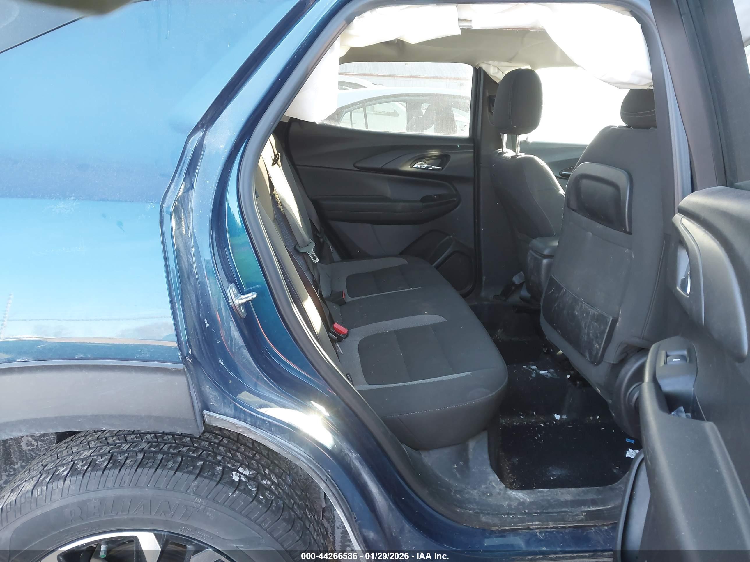 CHEVROLET TRAILBLAZER image 8