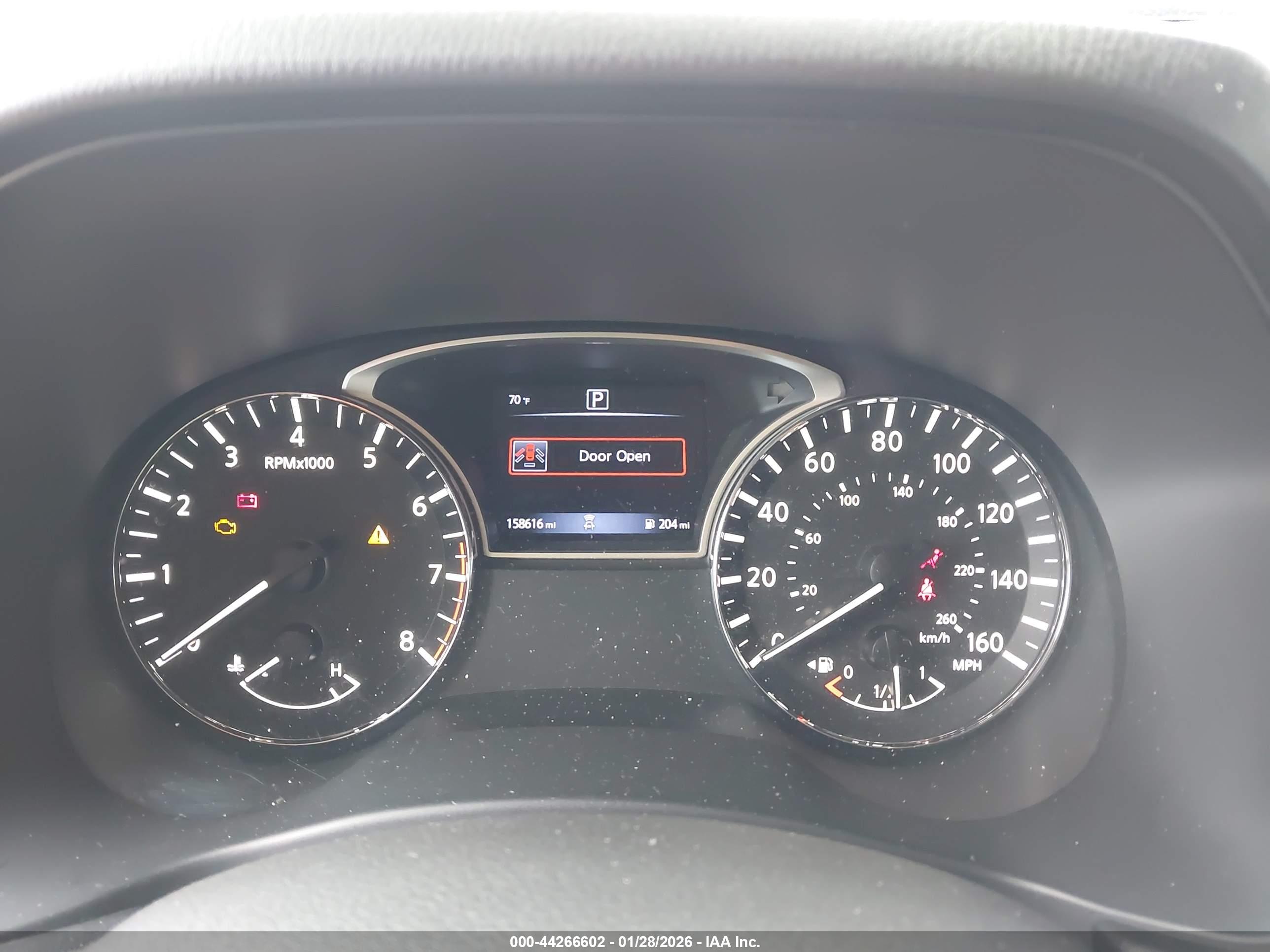 NISSAN PATHFINDER image 7