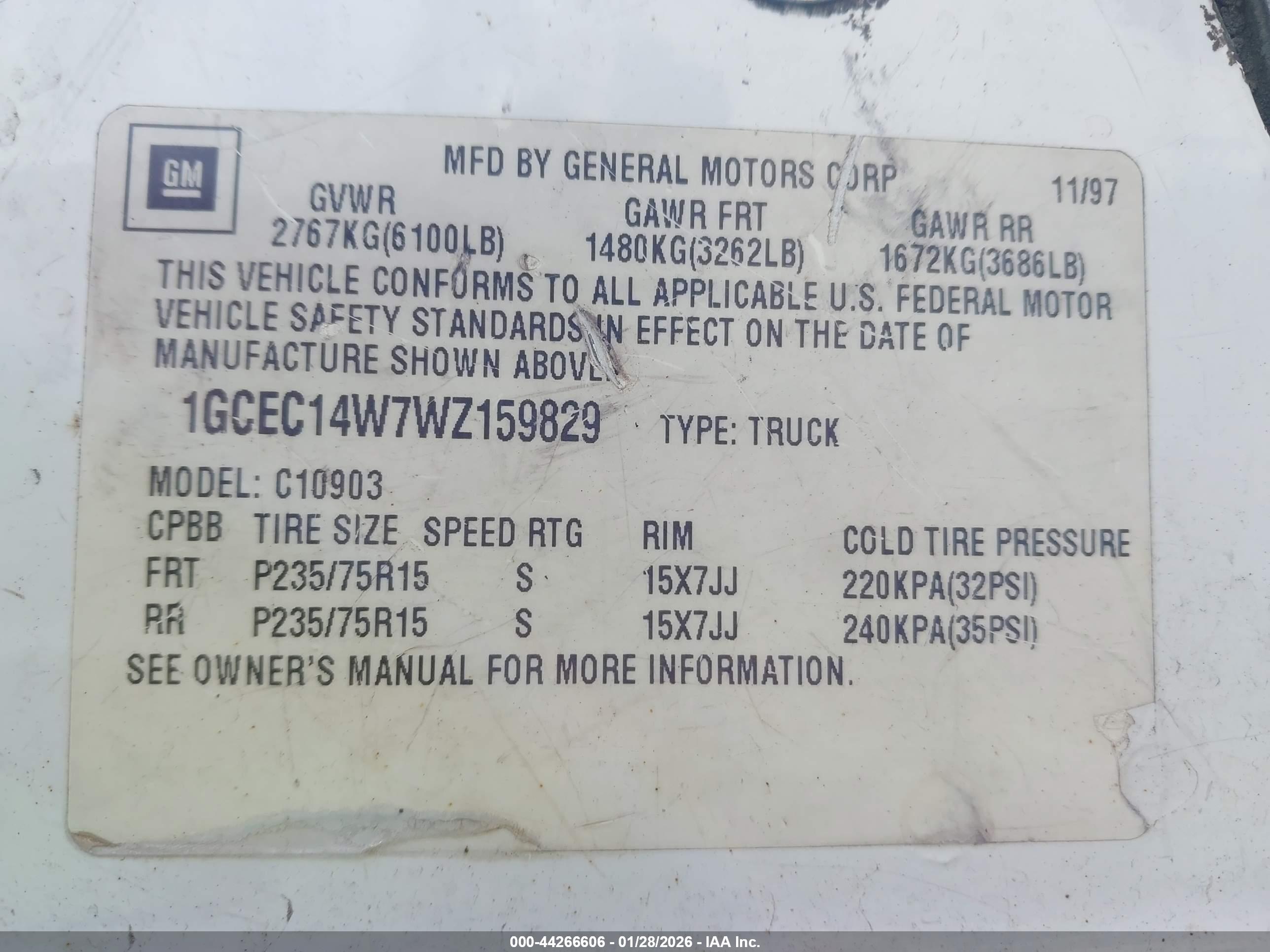 CHEVROLET C1500 image 9