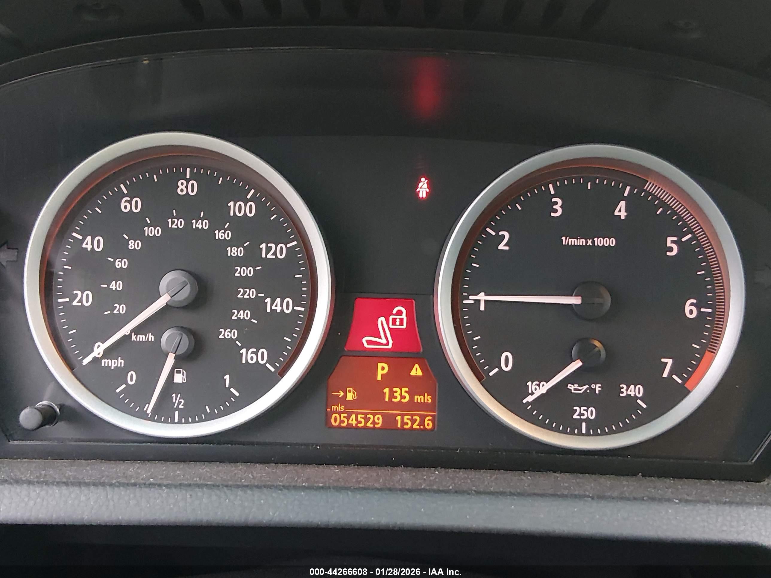 BMW 650I image 7