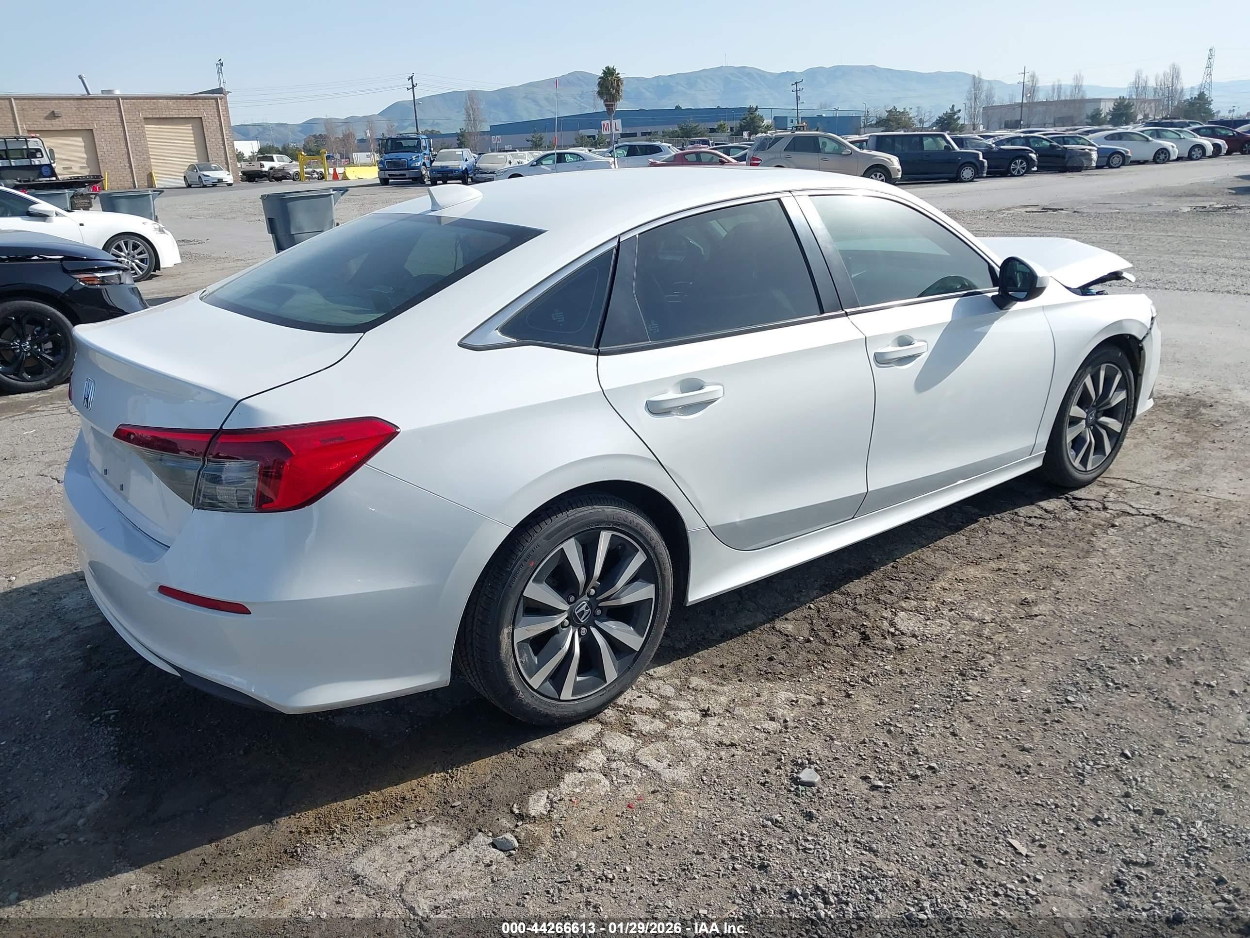 HONDA CIVIC image 4