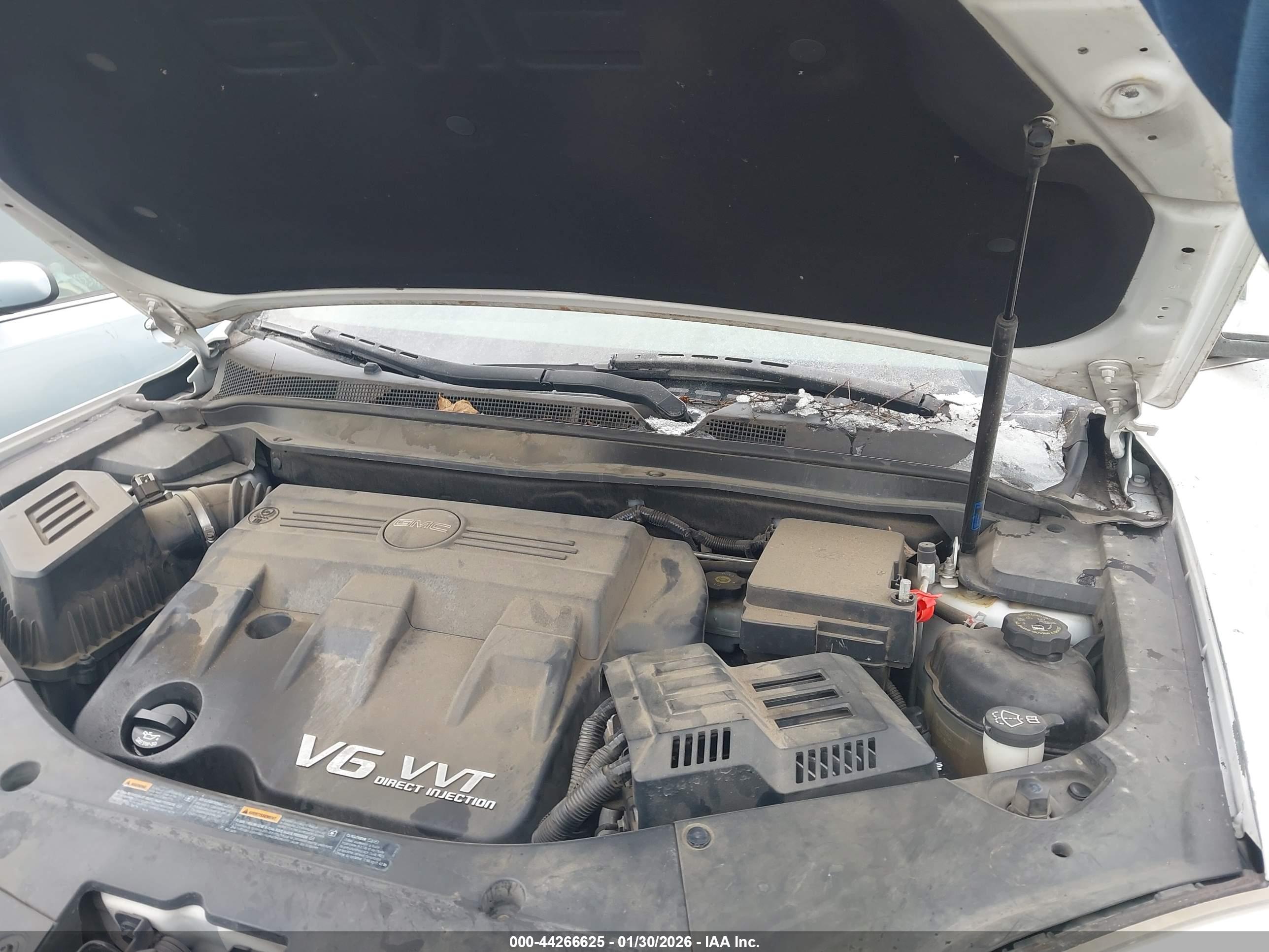 GMC TERRAIN image 10