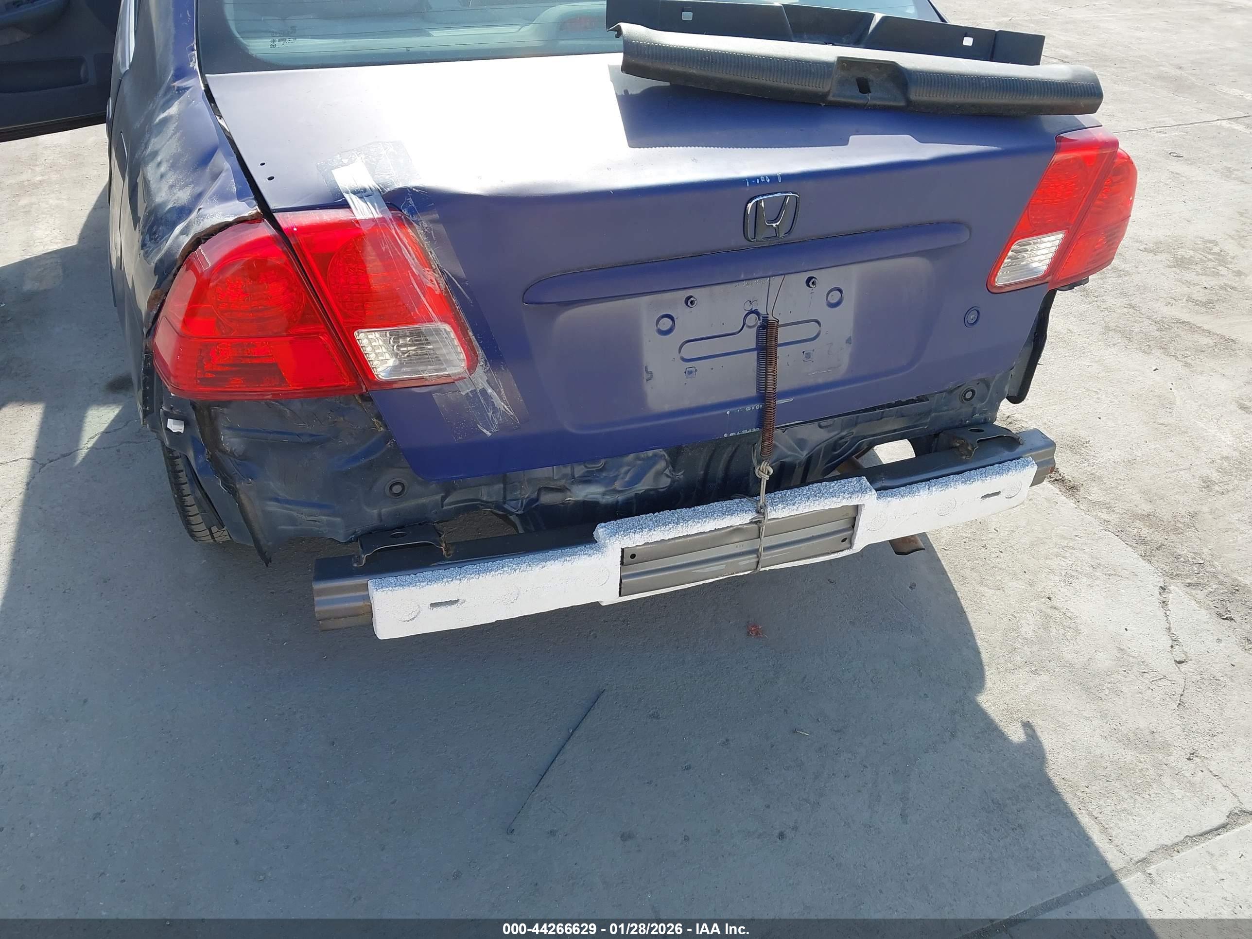 HONDA CIVIC image 6