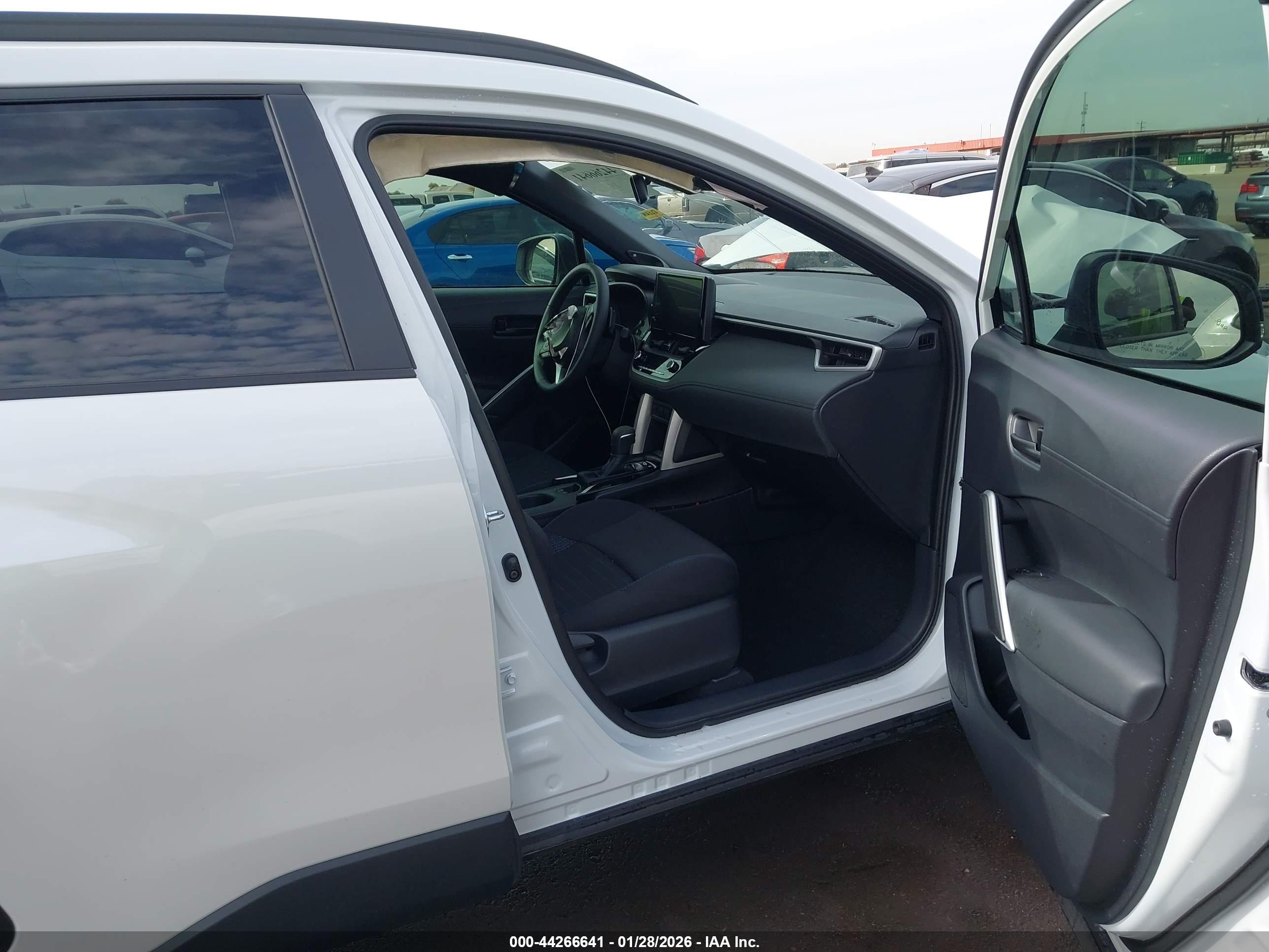 TOYOTA COROLLA image 5