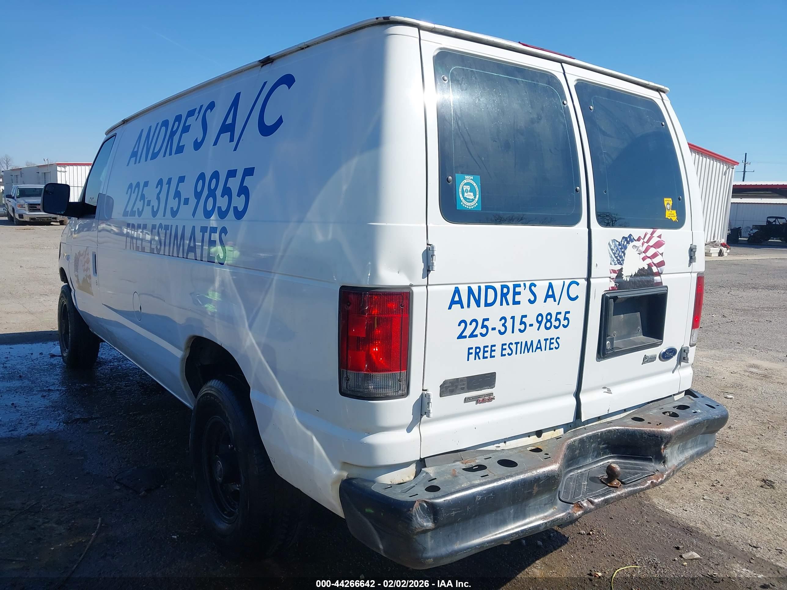 FORD E-250 image 3