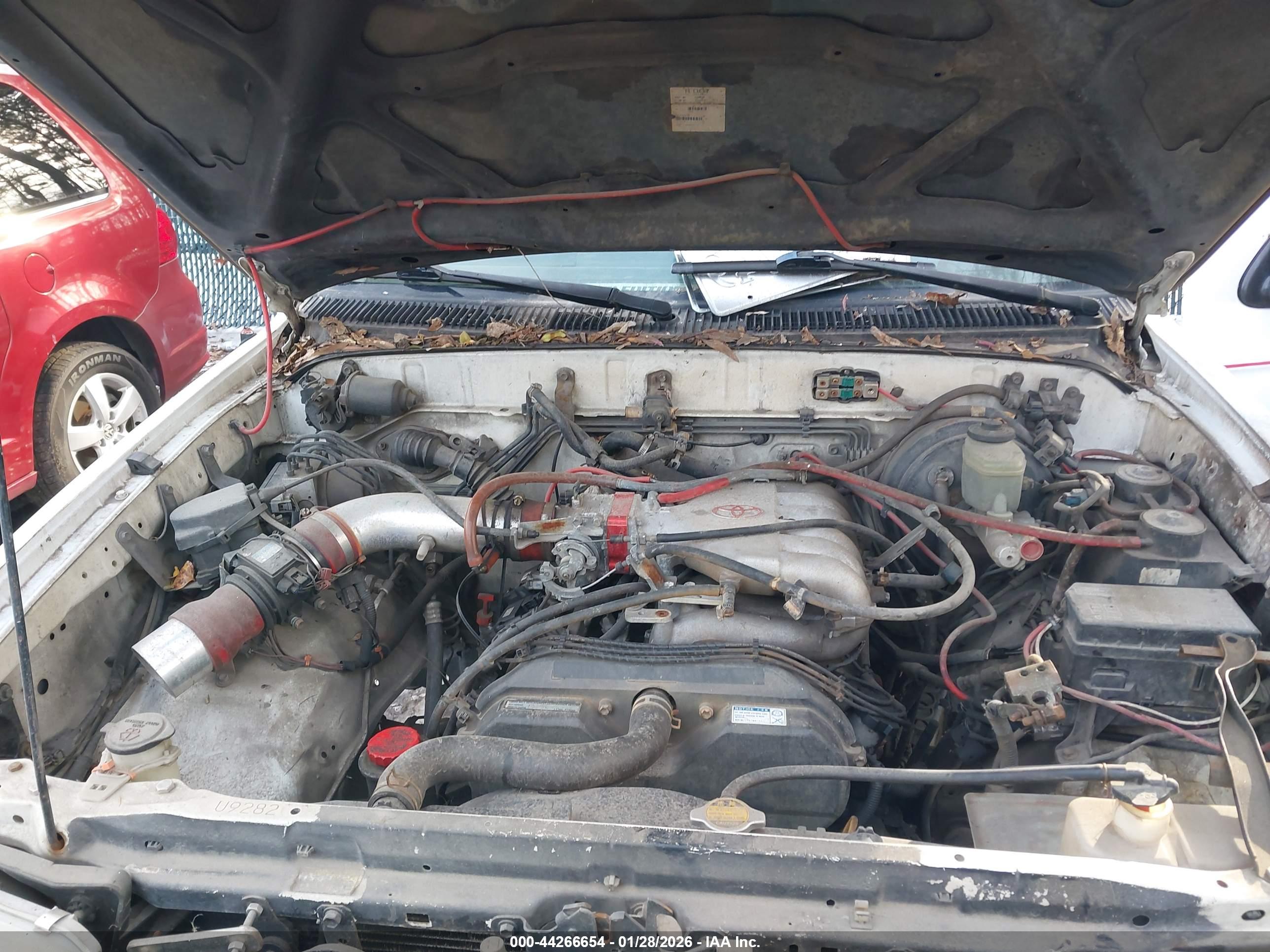 TOYOTA 4RUNNER image 10