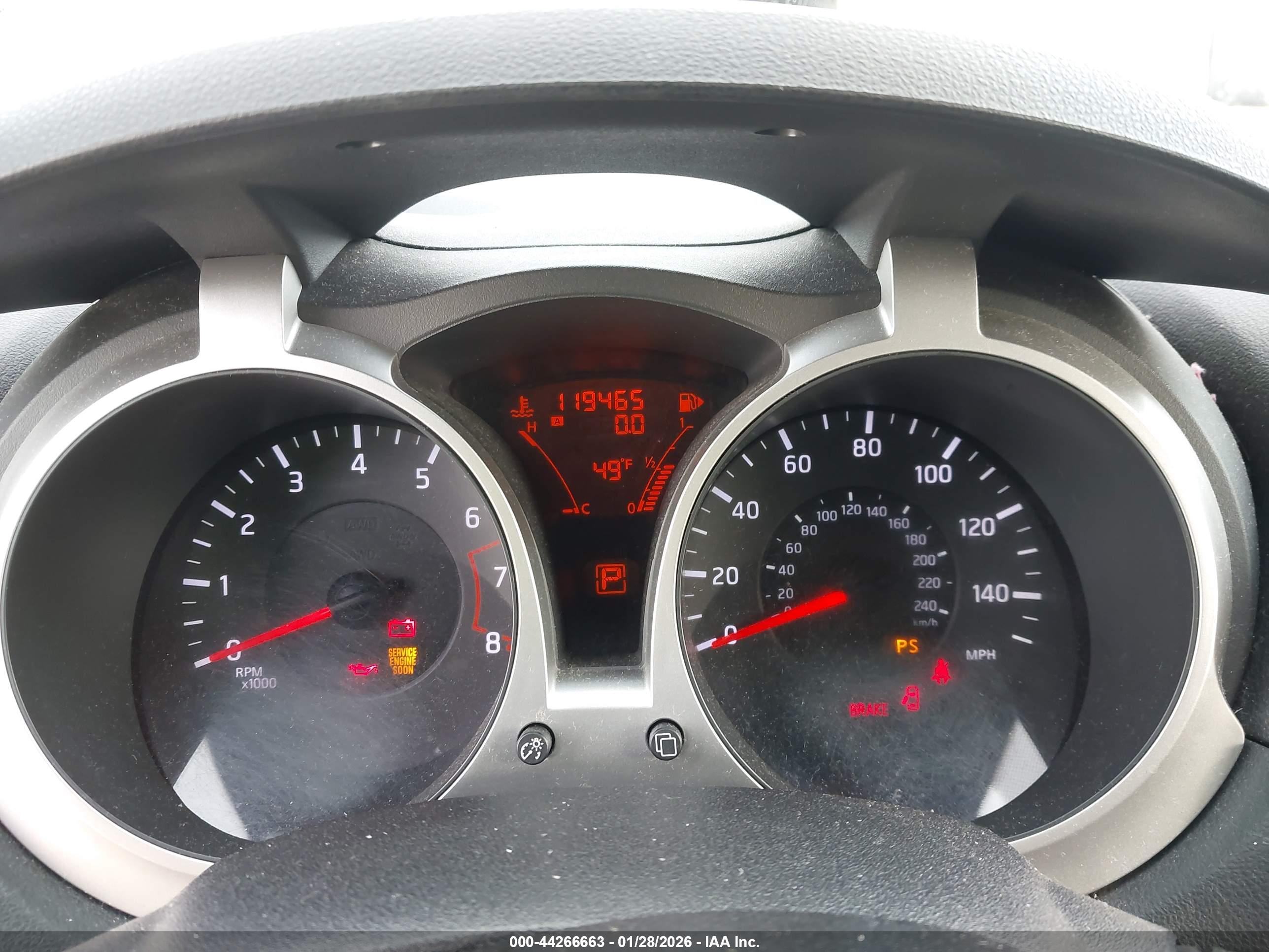 NISSAN JUKE image 7