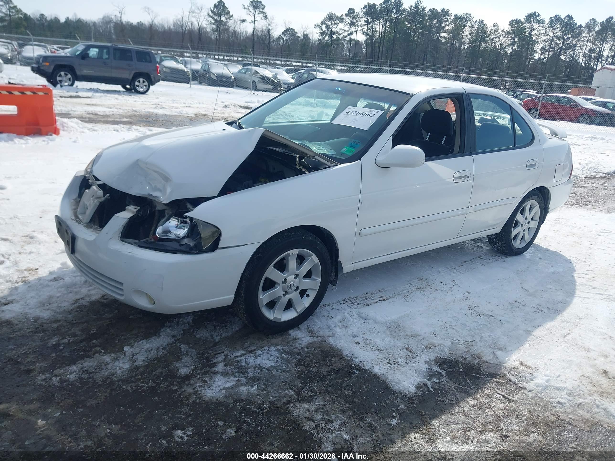 NISSAN SENTRA image 2