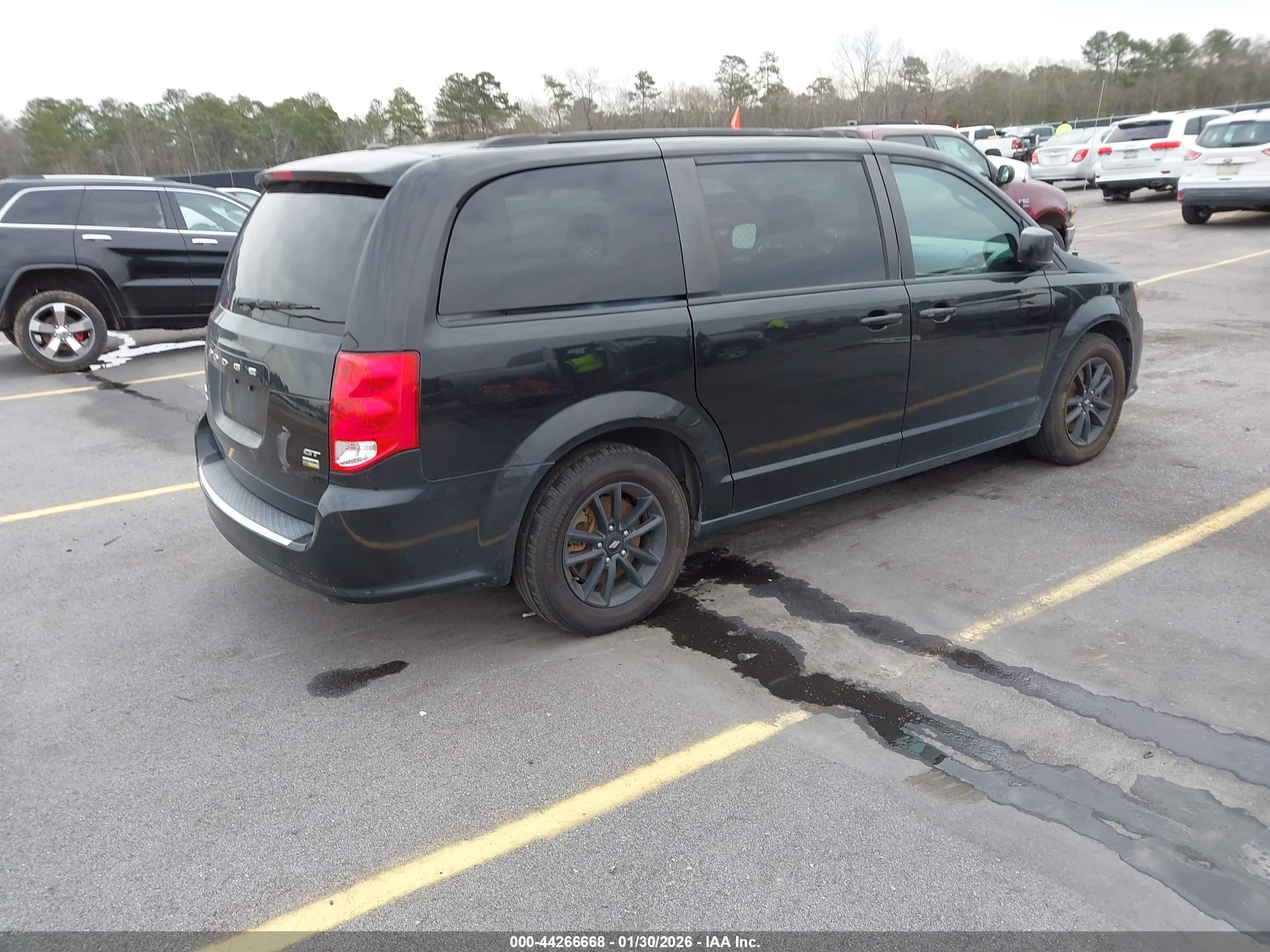DODGE GRAND image 4