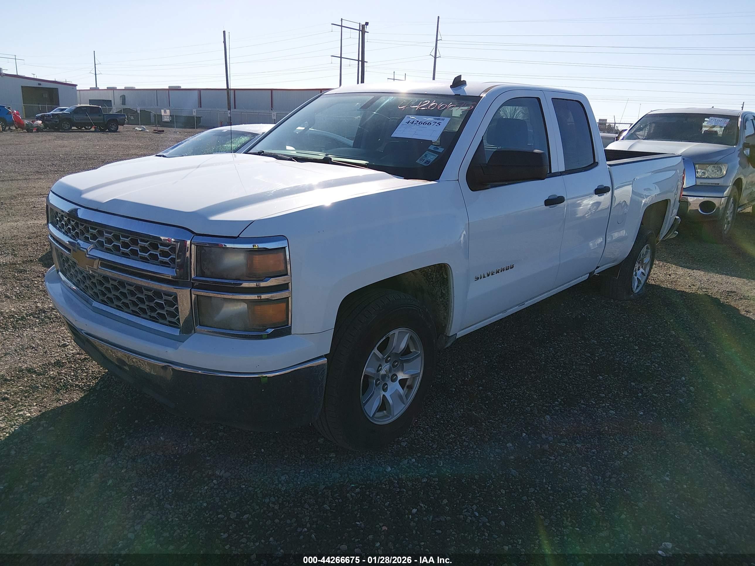 CHEVROLET SILVERADO image 2