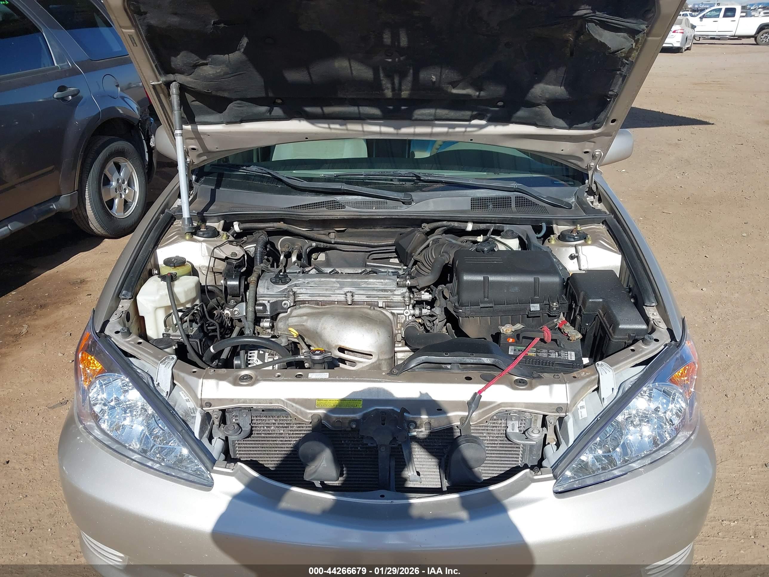 TOYOTA CAMRY image 10