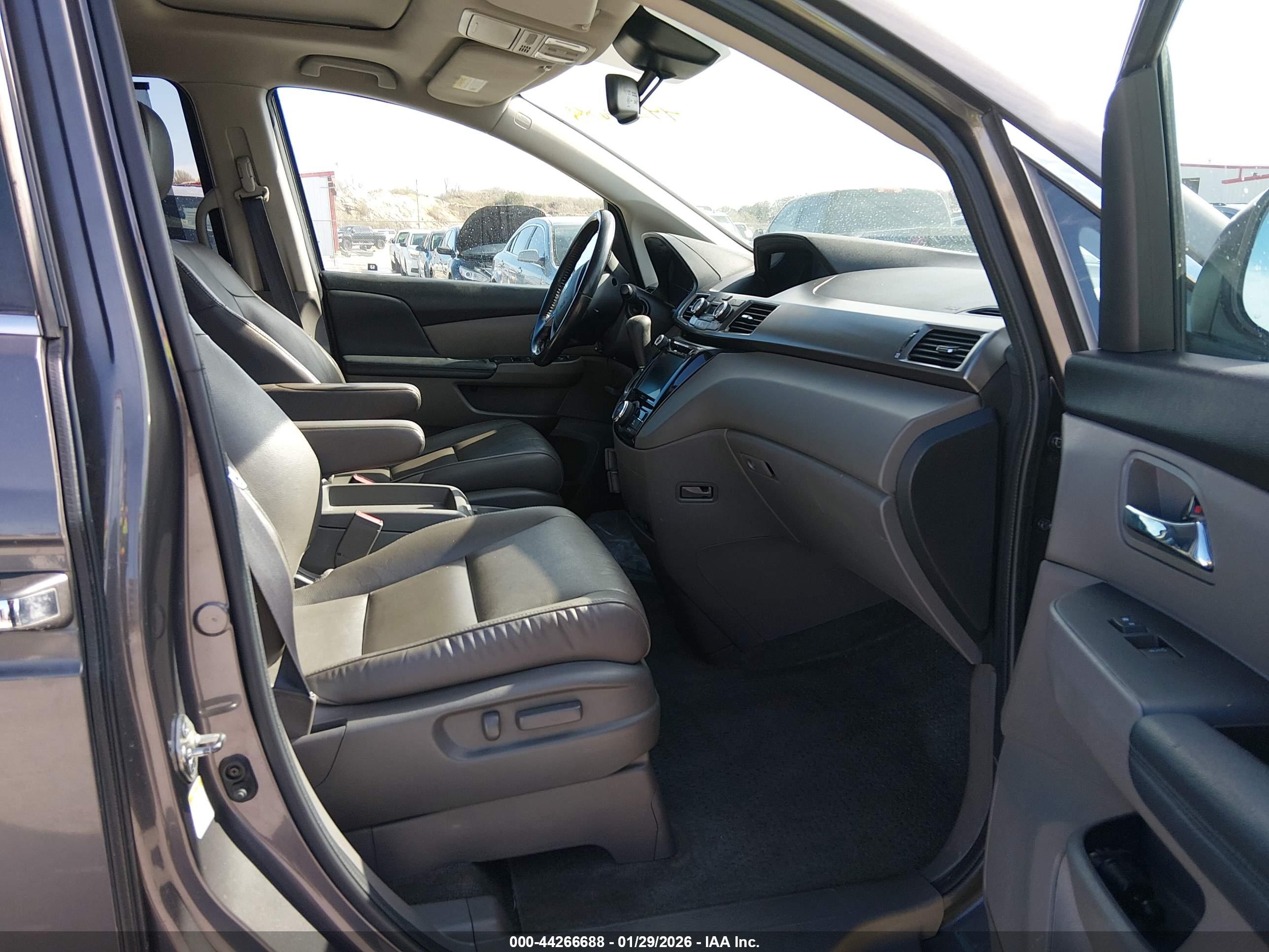 HONDA ODYSSEY image 5