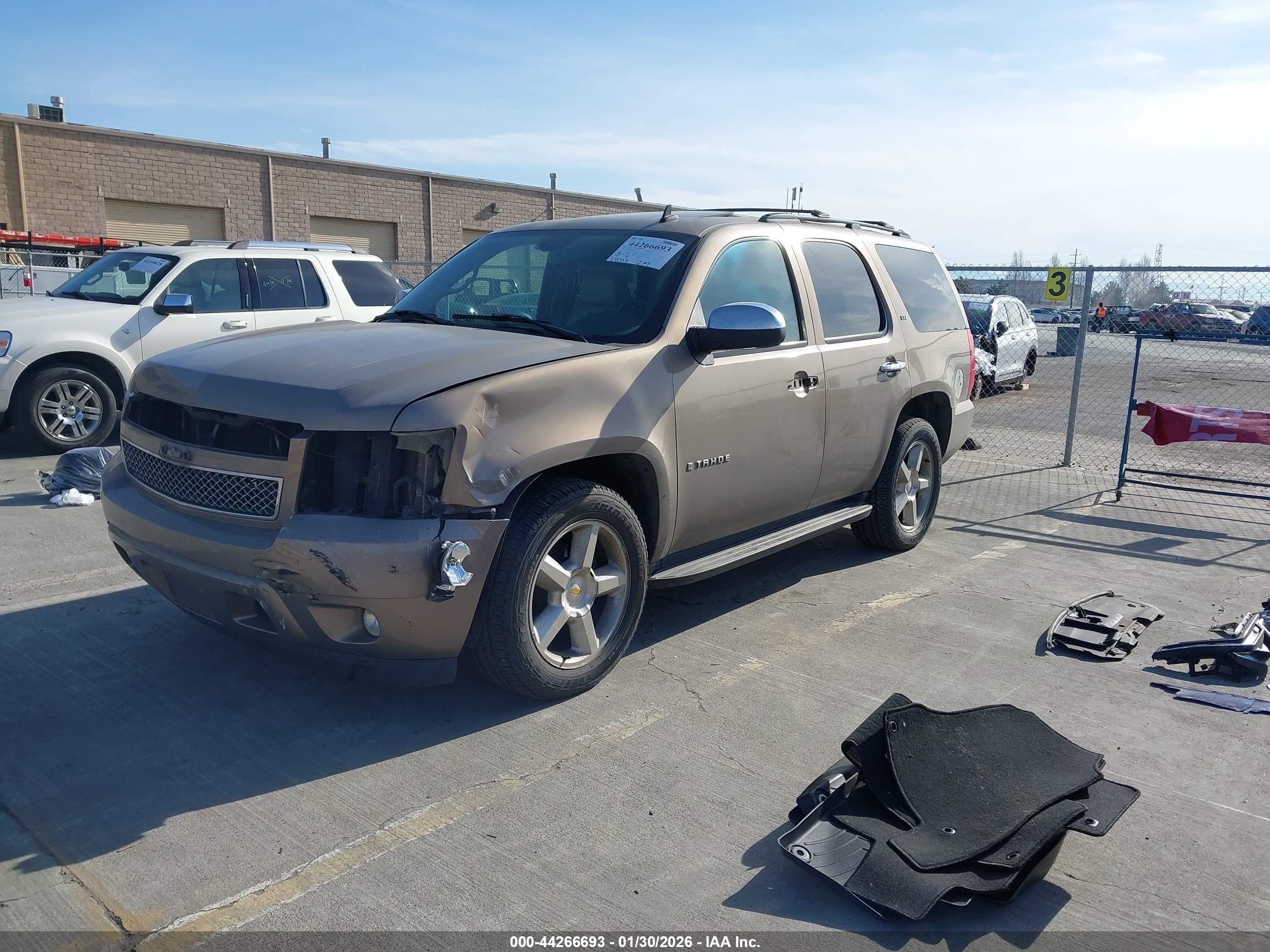 CHEVROLET TAHOE image 2