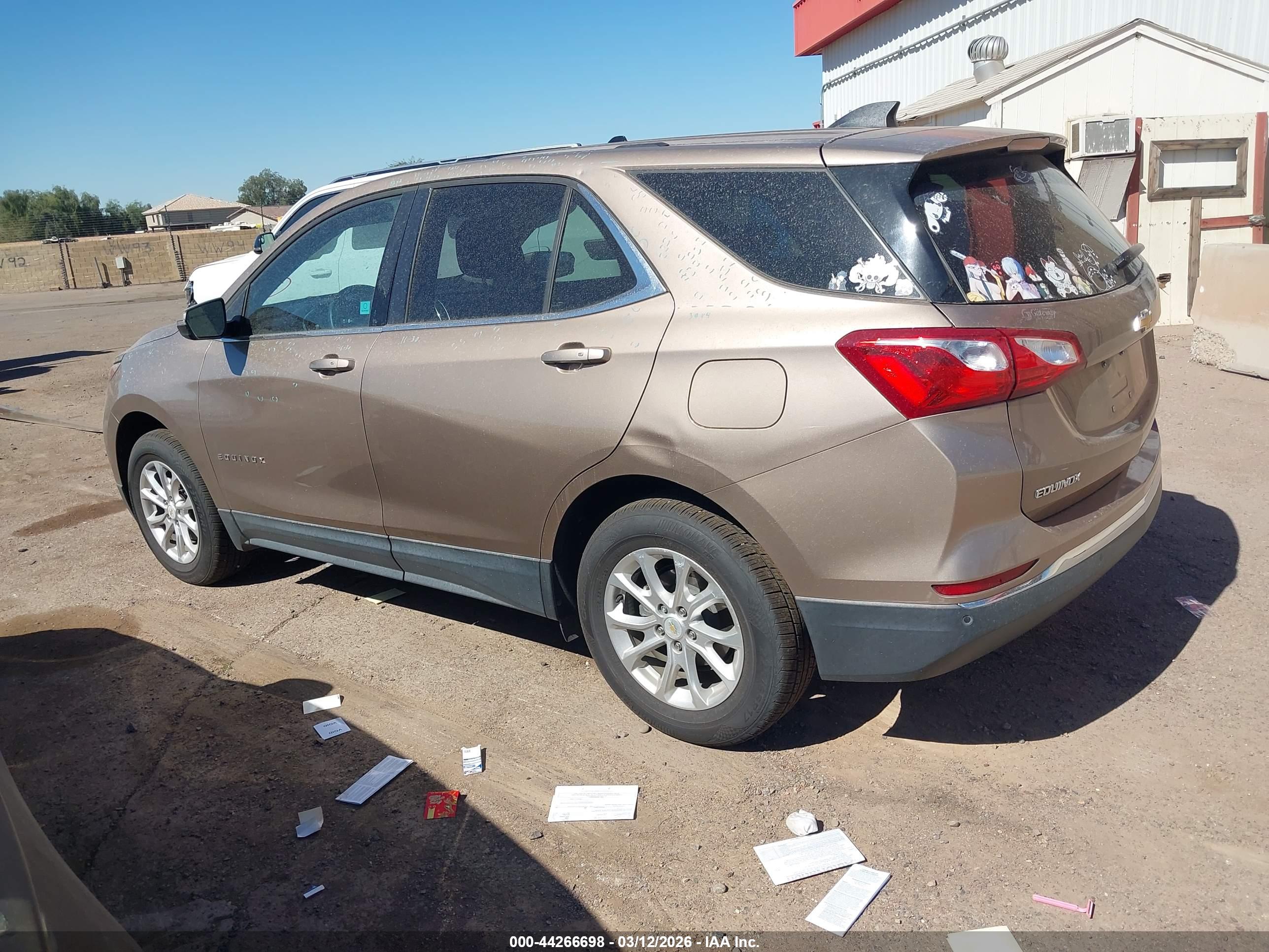 CHEVROLET EQUINOX image 3