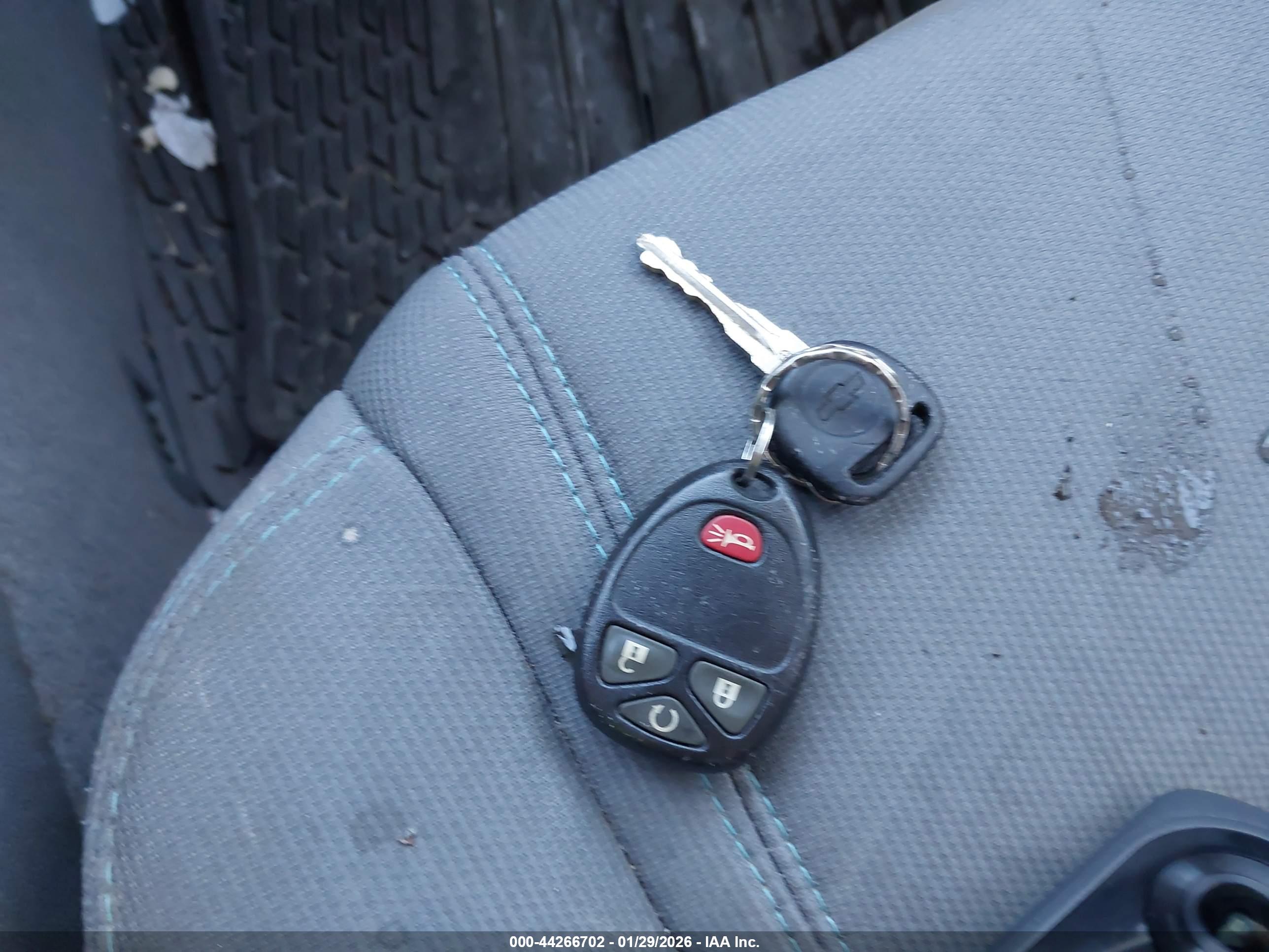 CHEVROLET TRAVERSE image 11