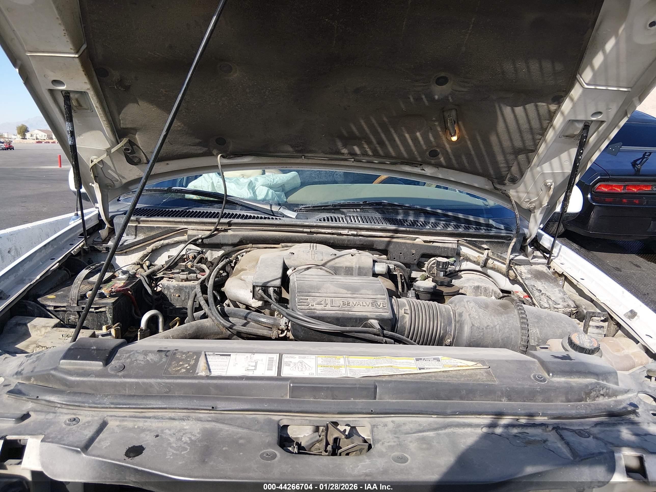 LINCOLN NAVIGATOR image 10