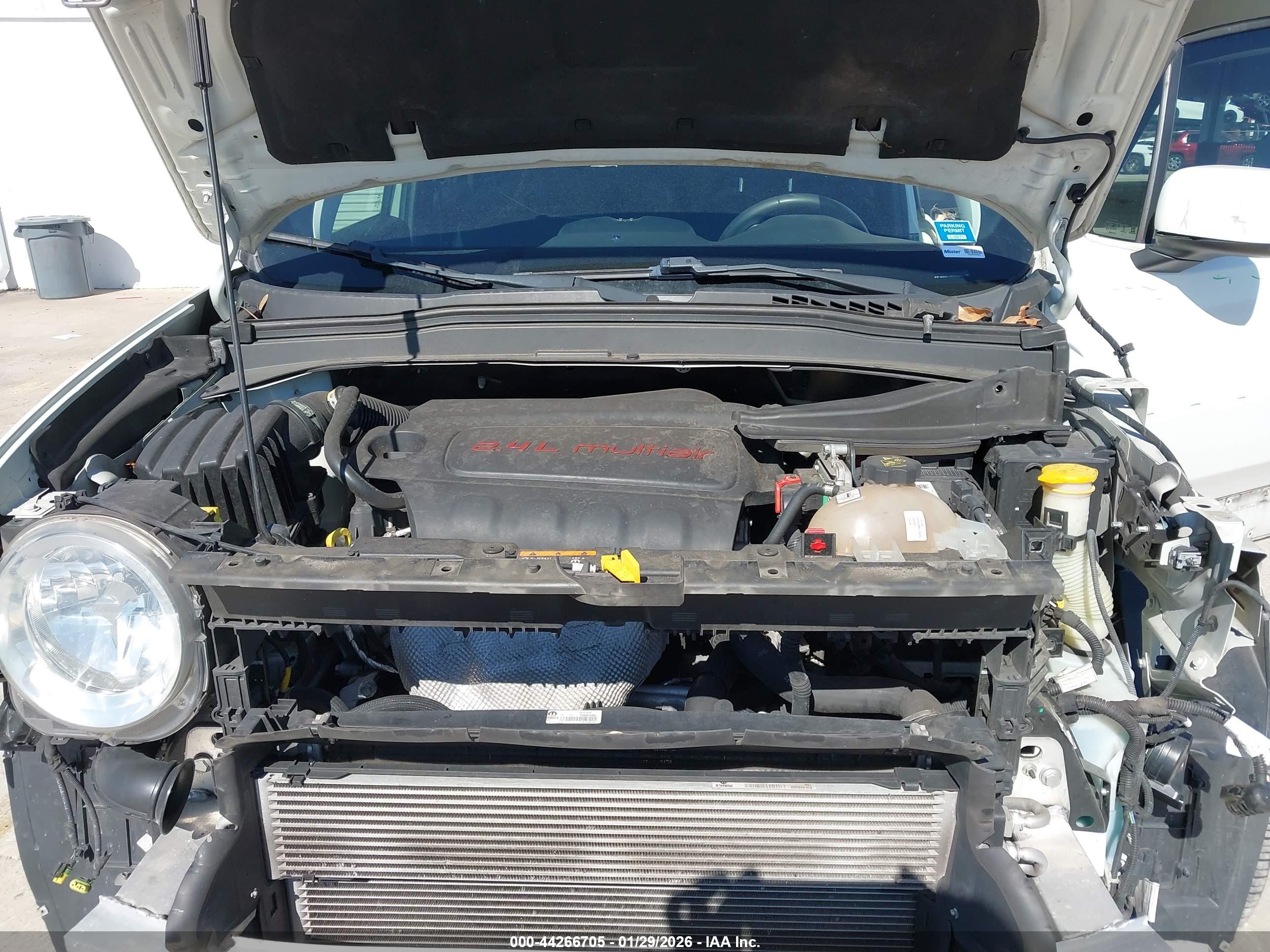 JEEP RENEGADE image 10