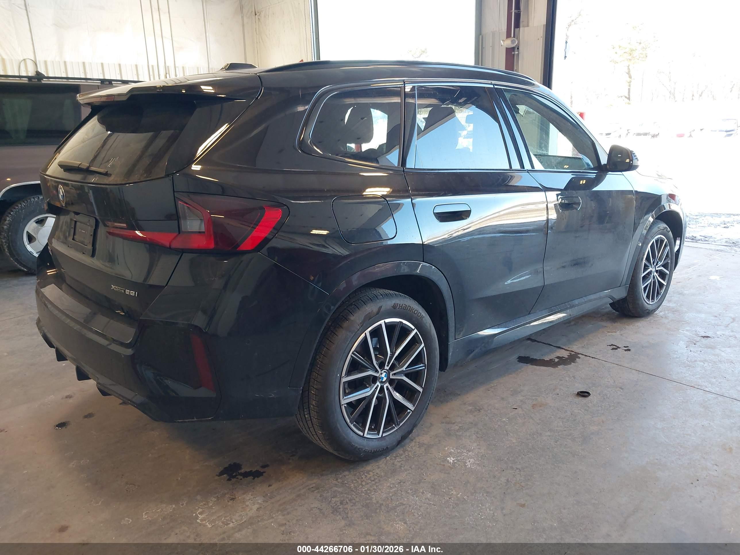 BMW X1 image 4