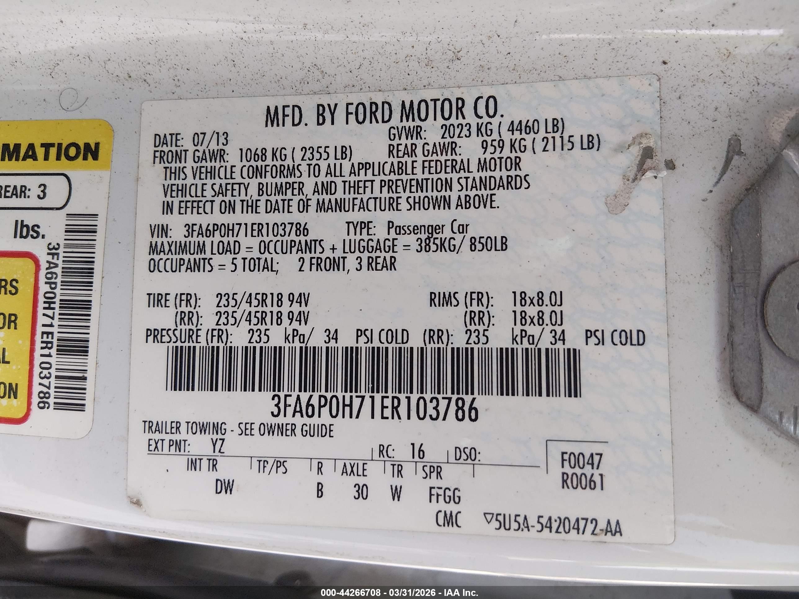 FORD FUSION image 9