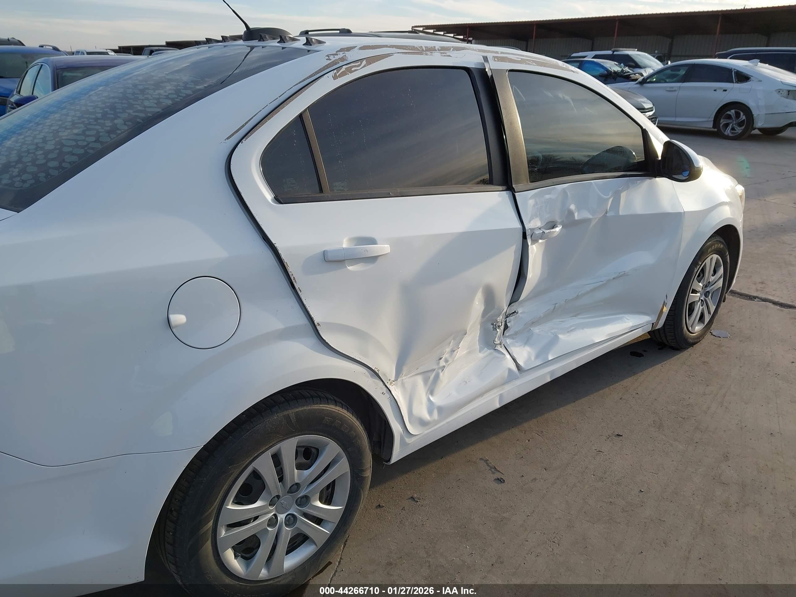 CHEVROLET SONIC image 6