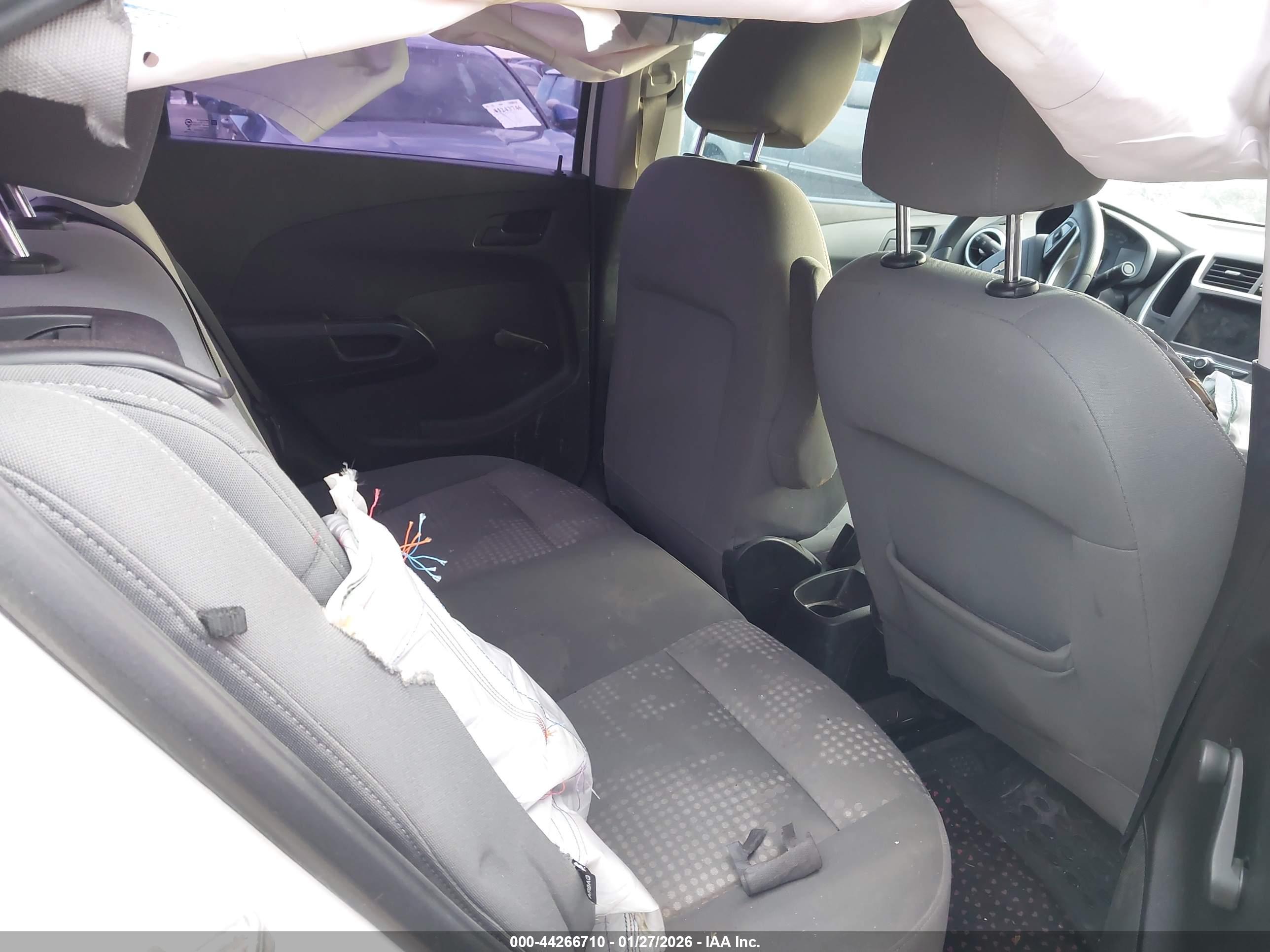 CHEVROLET SONIC image 8