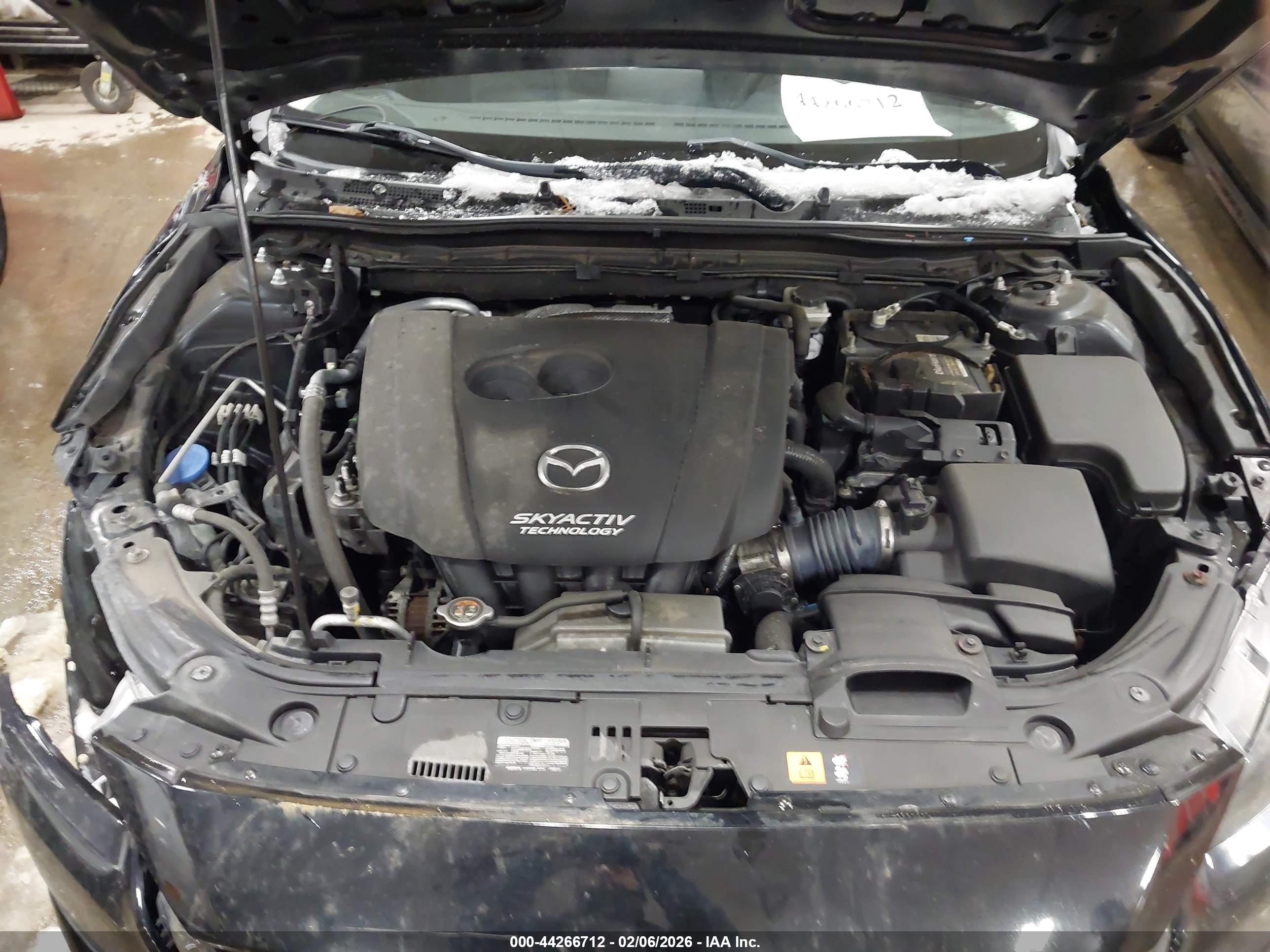 MAZDA MAZDA3 image 10