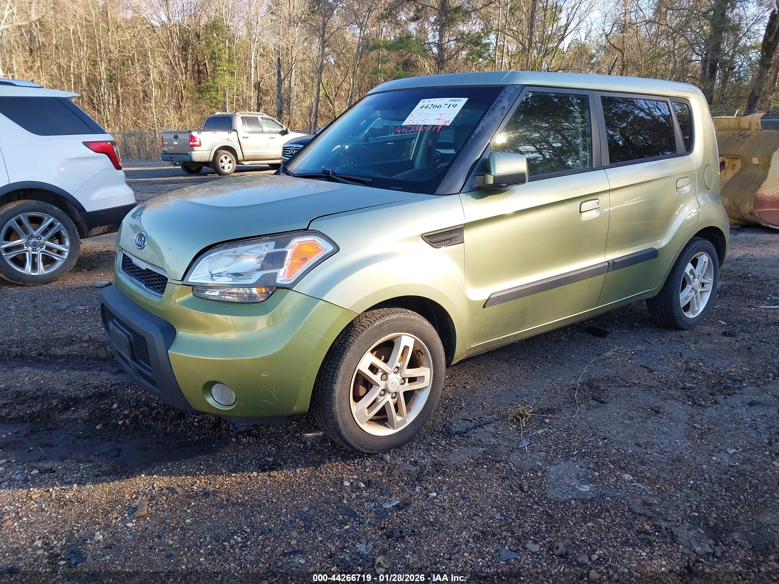 KIA SOUL image 2